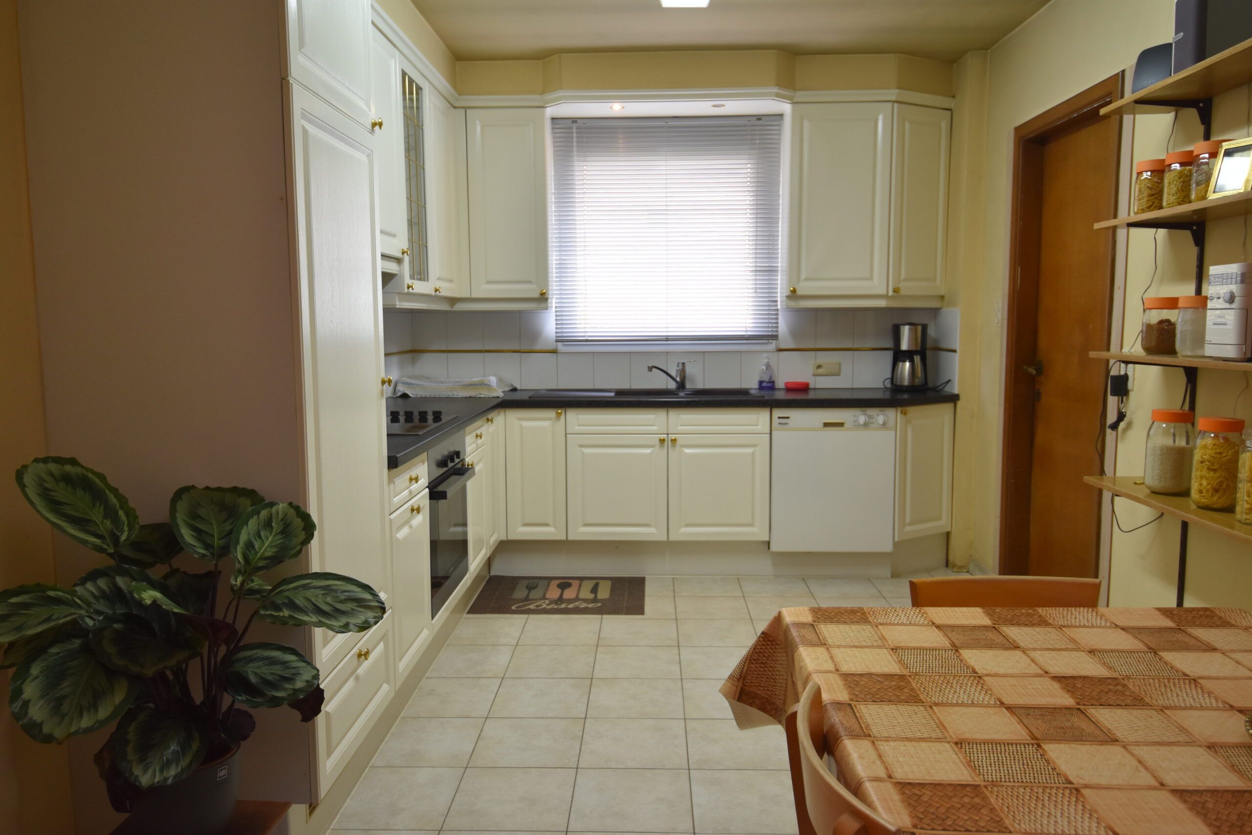 Charmante woning met magazijn – wordt volledig gerenoveerd opgeleverd foto 11