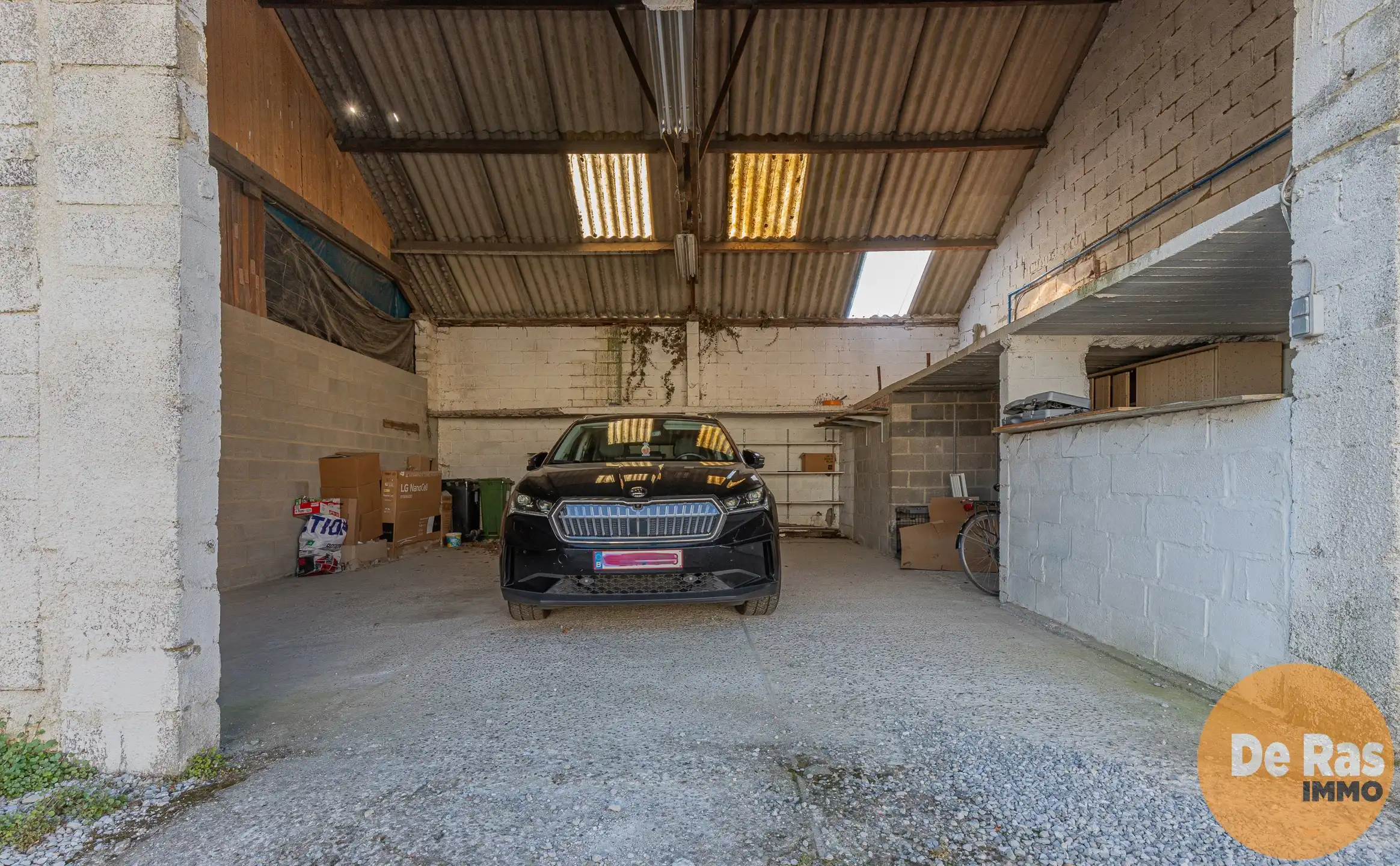 BURST- Vergunde loods (400m²) met woning op centrale locatie foto 21