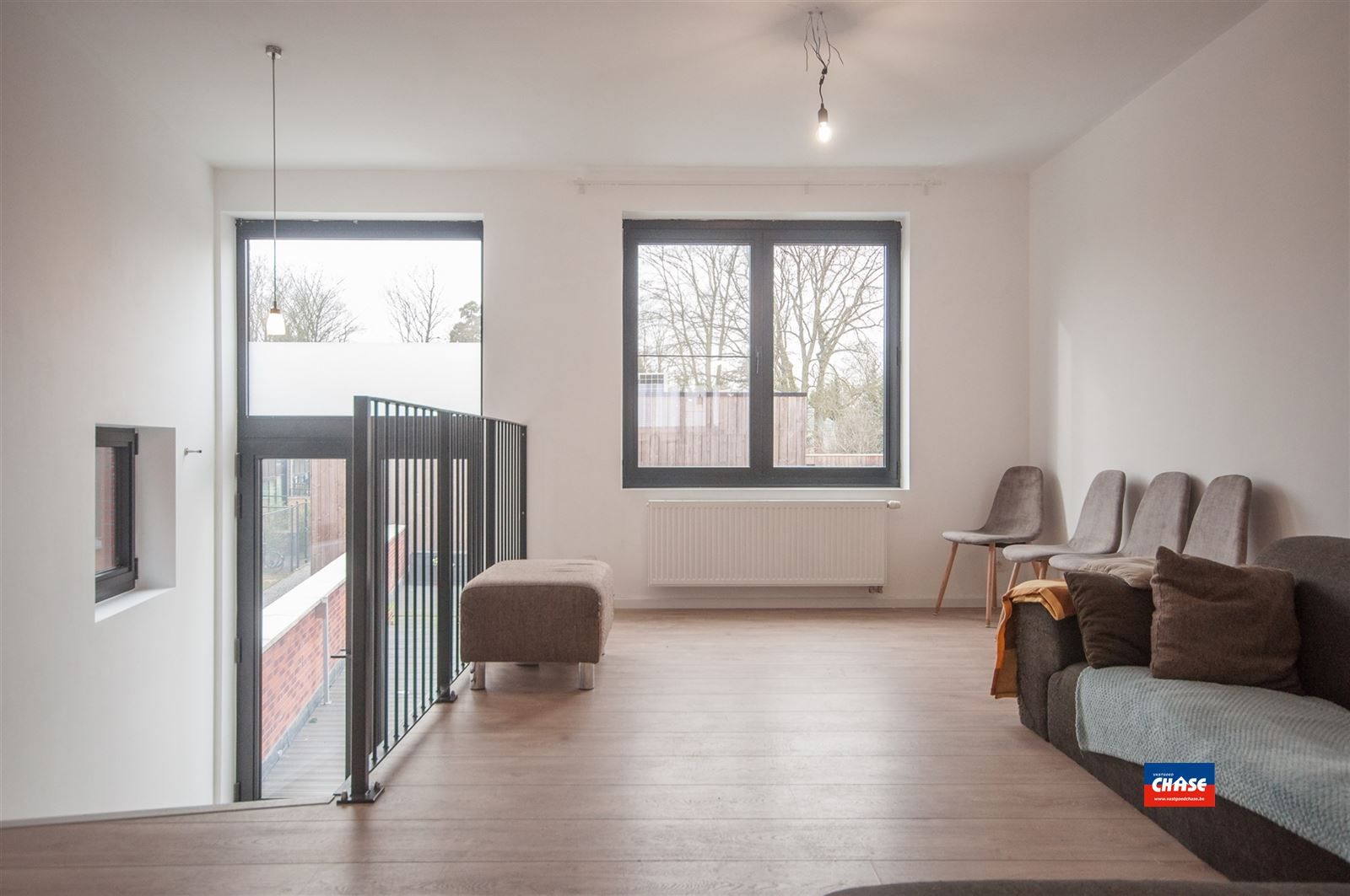 HOB met 2 slaapkamers en terras + P foto 7