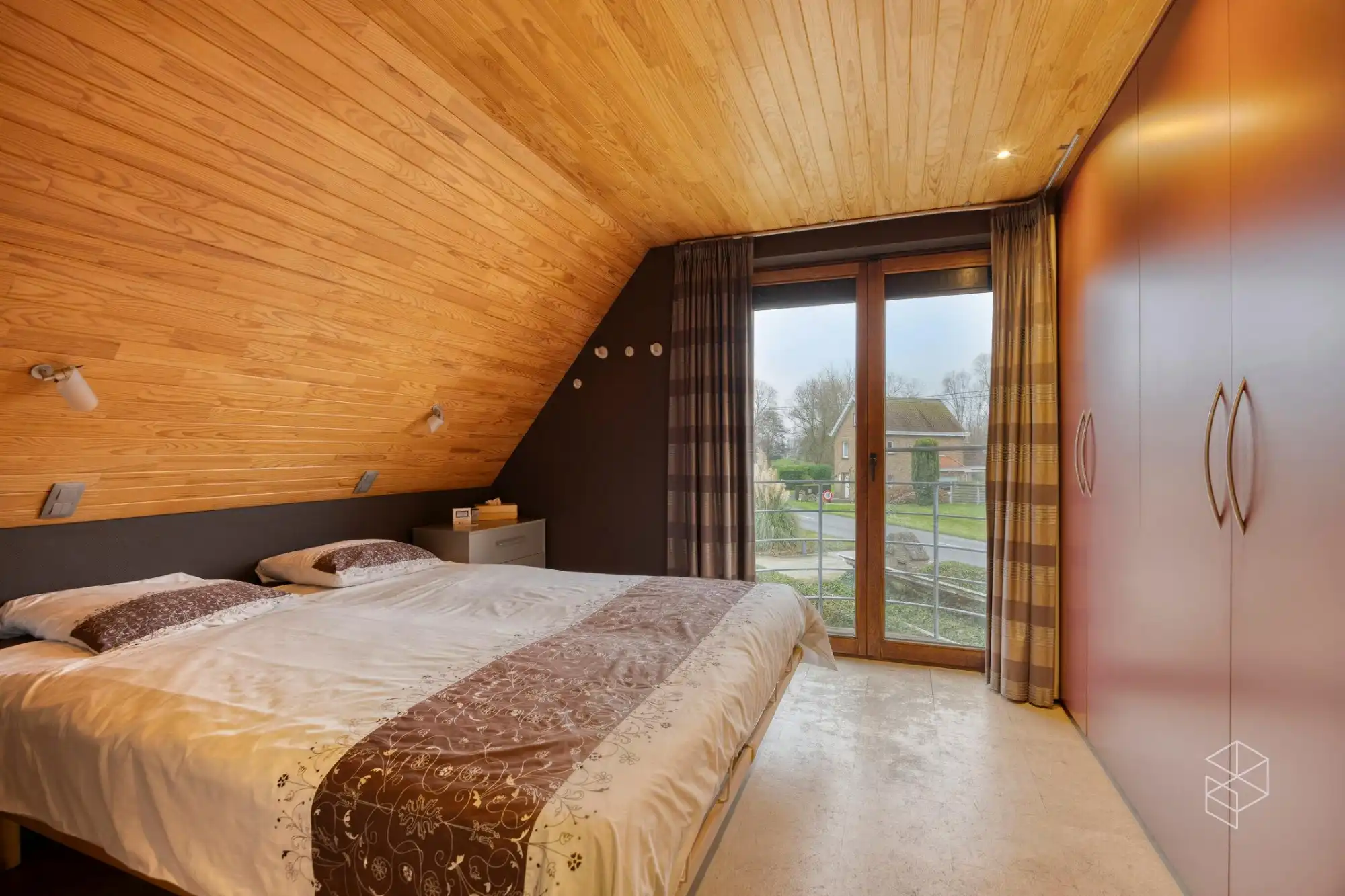 Karaktervolle villa met polyvalent bijgebouw, zwemvijver & aangelegde tuin met uitweg op 4.012m² foto 37