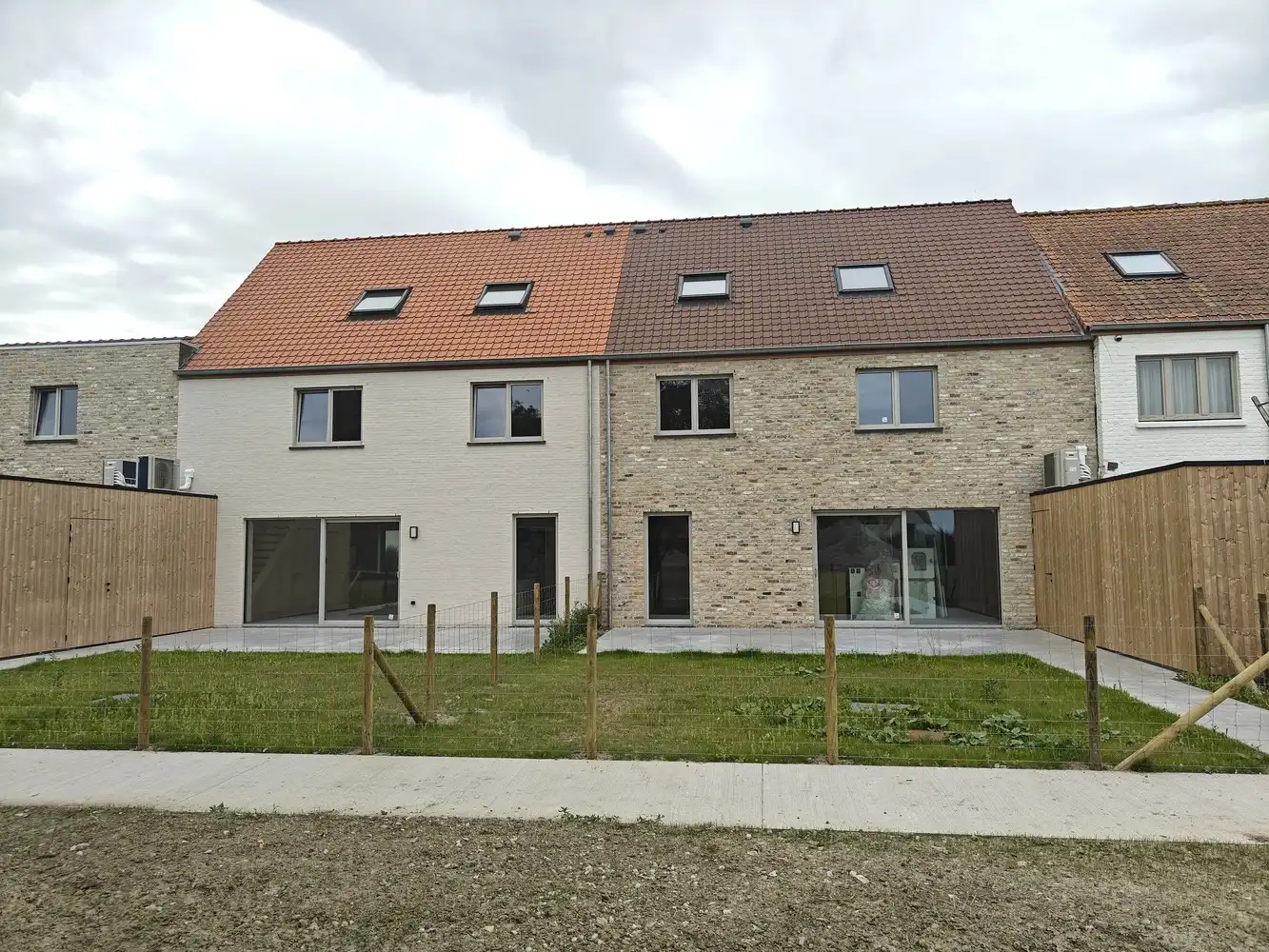 BEAUVOORDE: Woonomgeving De Lelie: 18 nieuwbouwwoningen in het landelijke en historische Beauvoorde - REEDS 7 VERKOCHT! foto 9