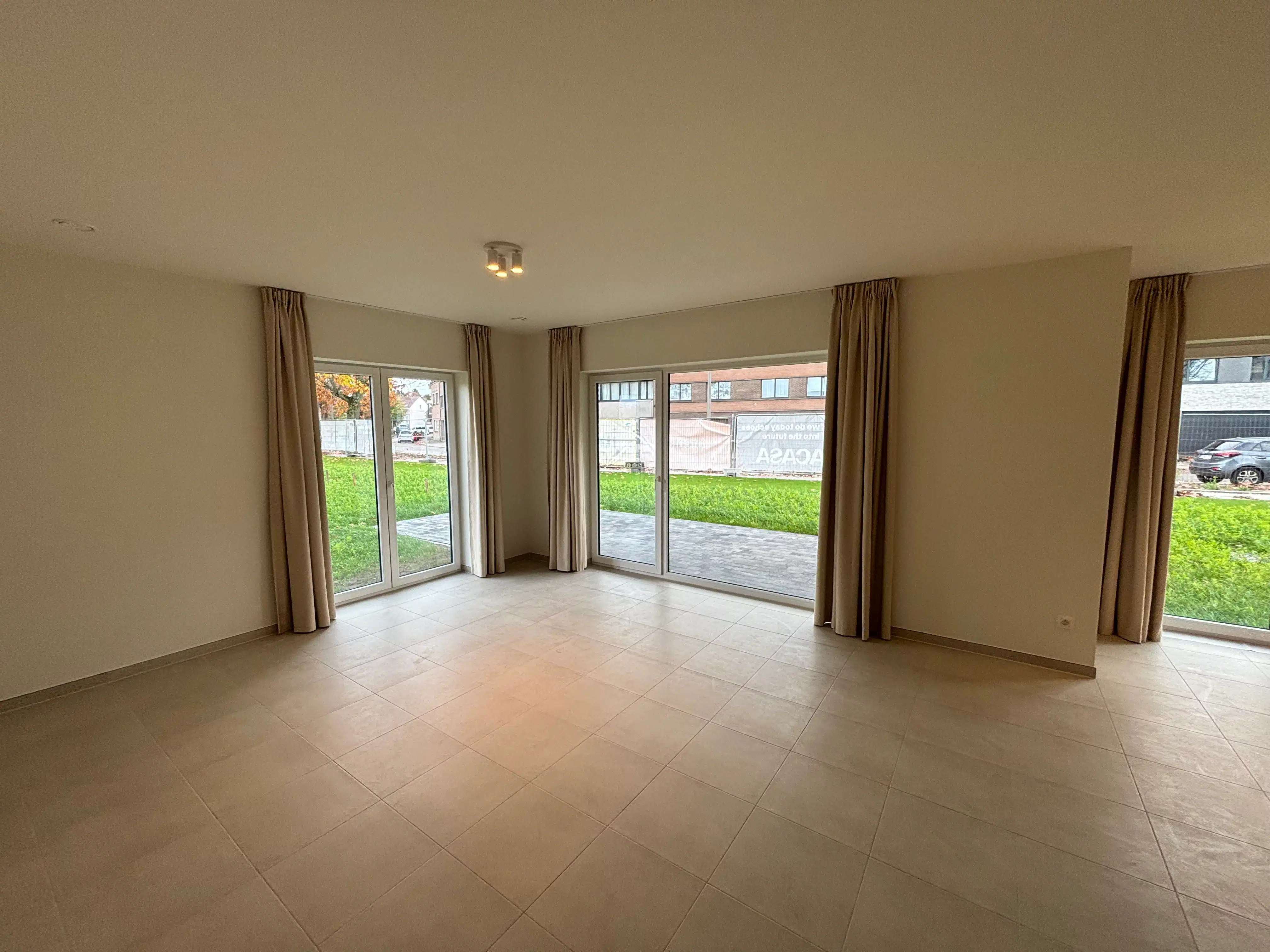 Modern Wonen & Werken: Luxueus Nieuwbouwappartement met 2 Slaapkamers en Bureau foto 9