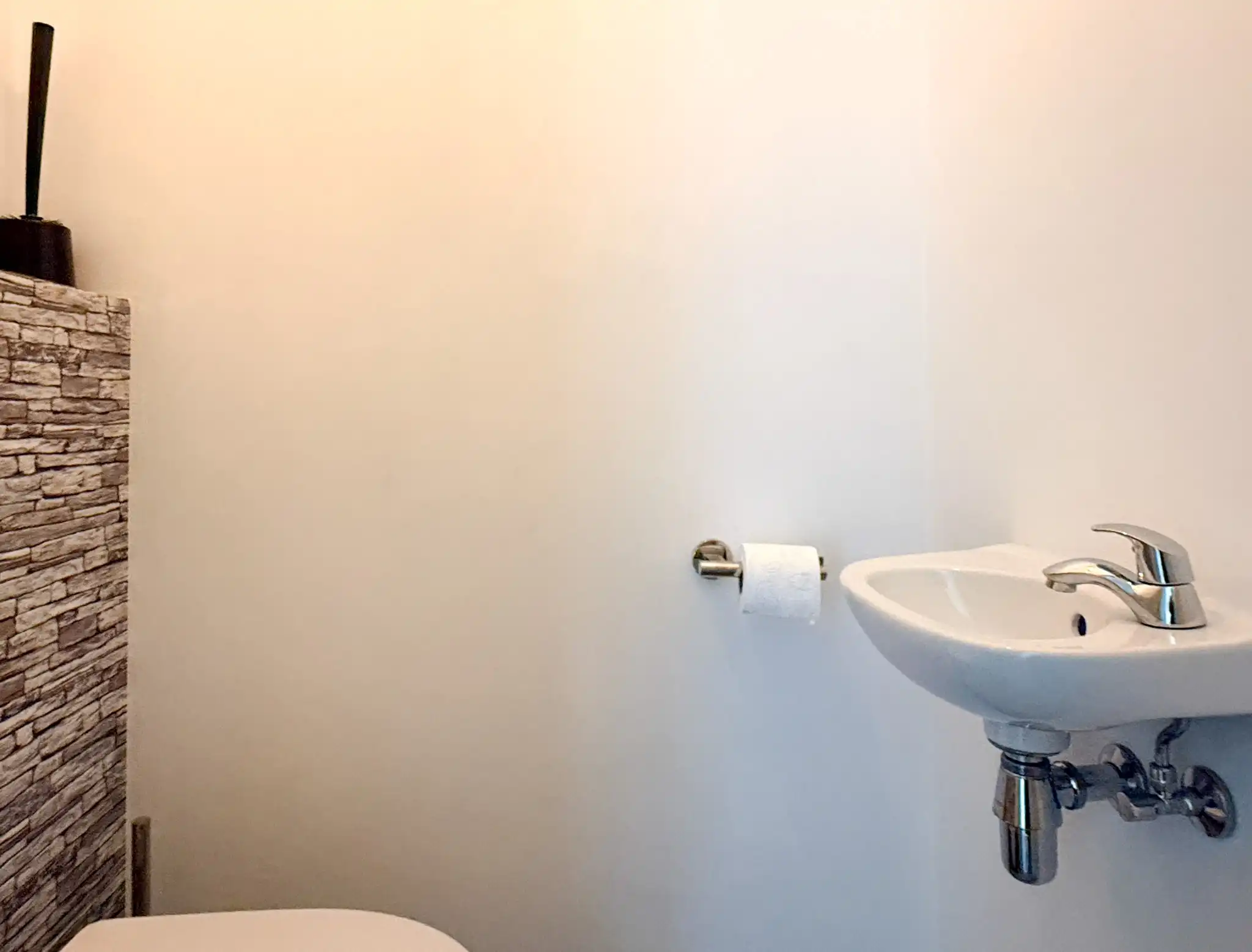 Gelijkvloers appartement met 2 slaapkamers en autostaanplaats foto 7
