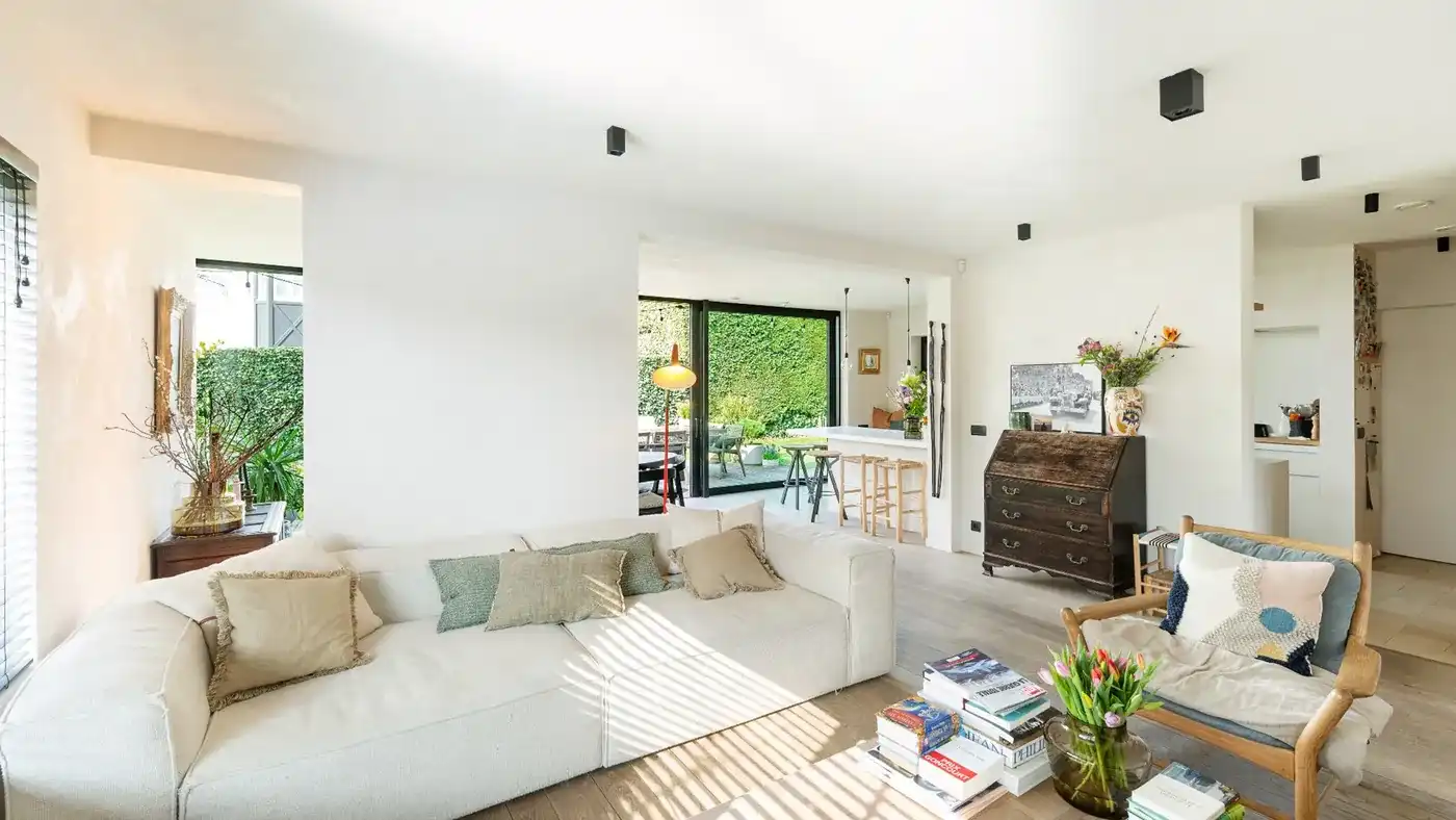 Alleenstaande villa gelegen in een rustige zijstraat van de Magere Schorre  foto 3
