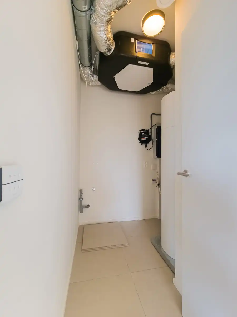 Rustig en comfortabel 2slpk appt. met zicht op park  foto 14