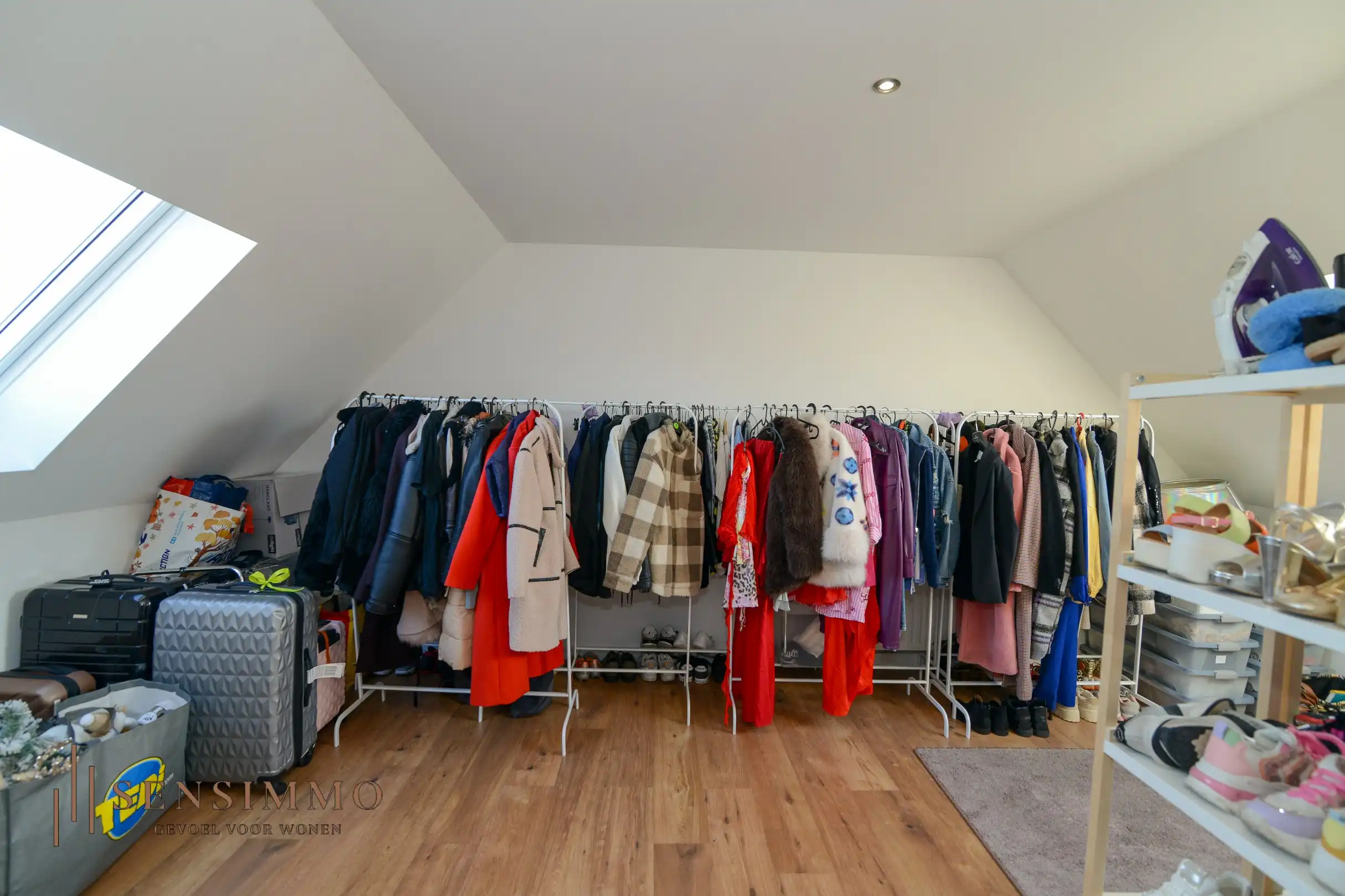 Recent gerenoveerde Tuinwijkwoning met 4 slaapkamers te Genk  foto 13