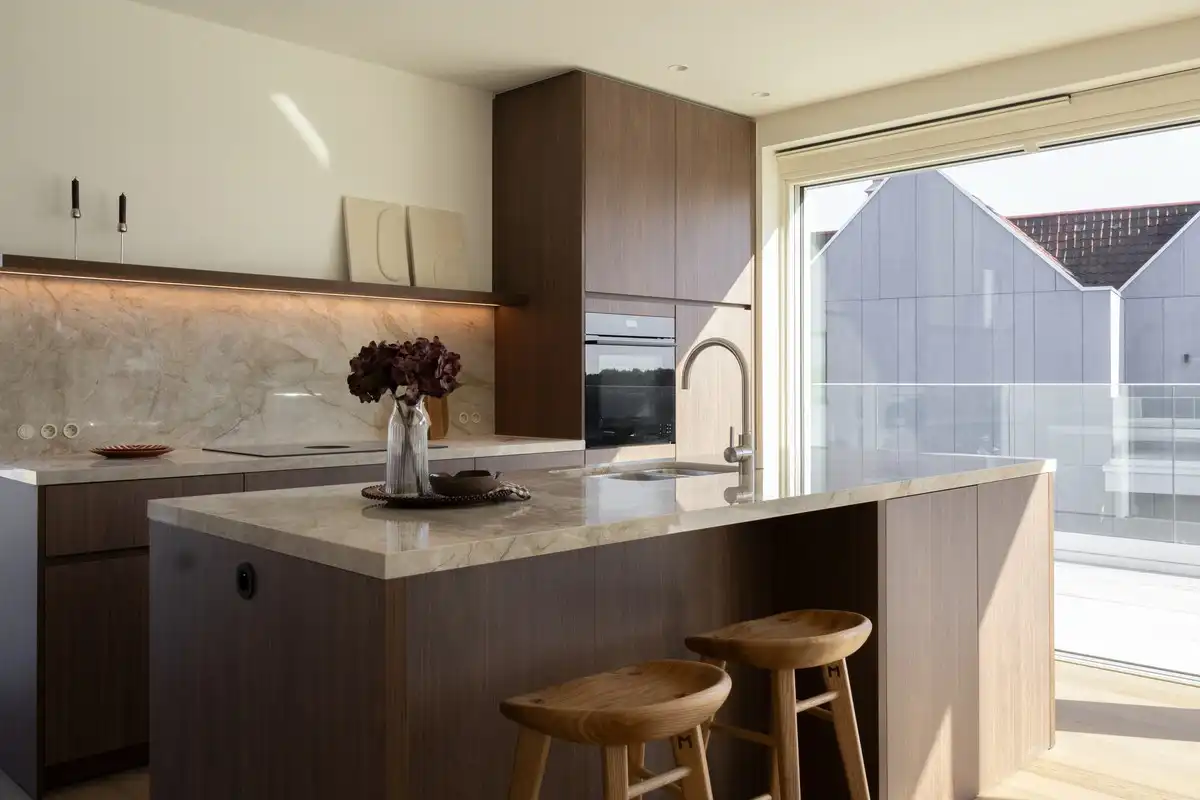 Hectaar realiseert Residentie De Gendarmerie: een modern nieuwbouwproject in combinatie met een klasse volle renovatie op de hoek van de Sint-Pieterskaai met de Vaartstraat te Brugge. foto 7