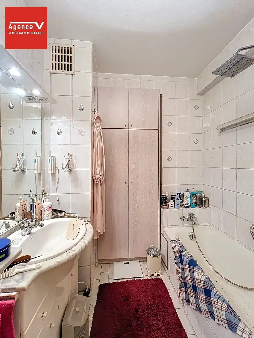 Op te frissen appartement met topligging aan het Marie-Joséplein. foto 20