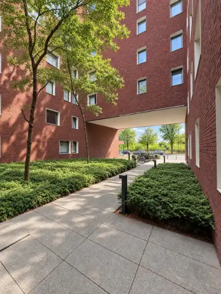 Lichtrijk hoekappartement met terras nabij Watersportbaan foto 18