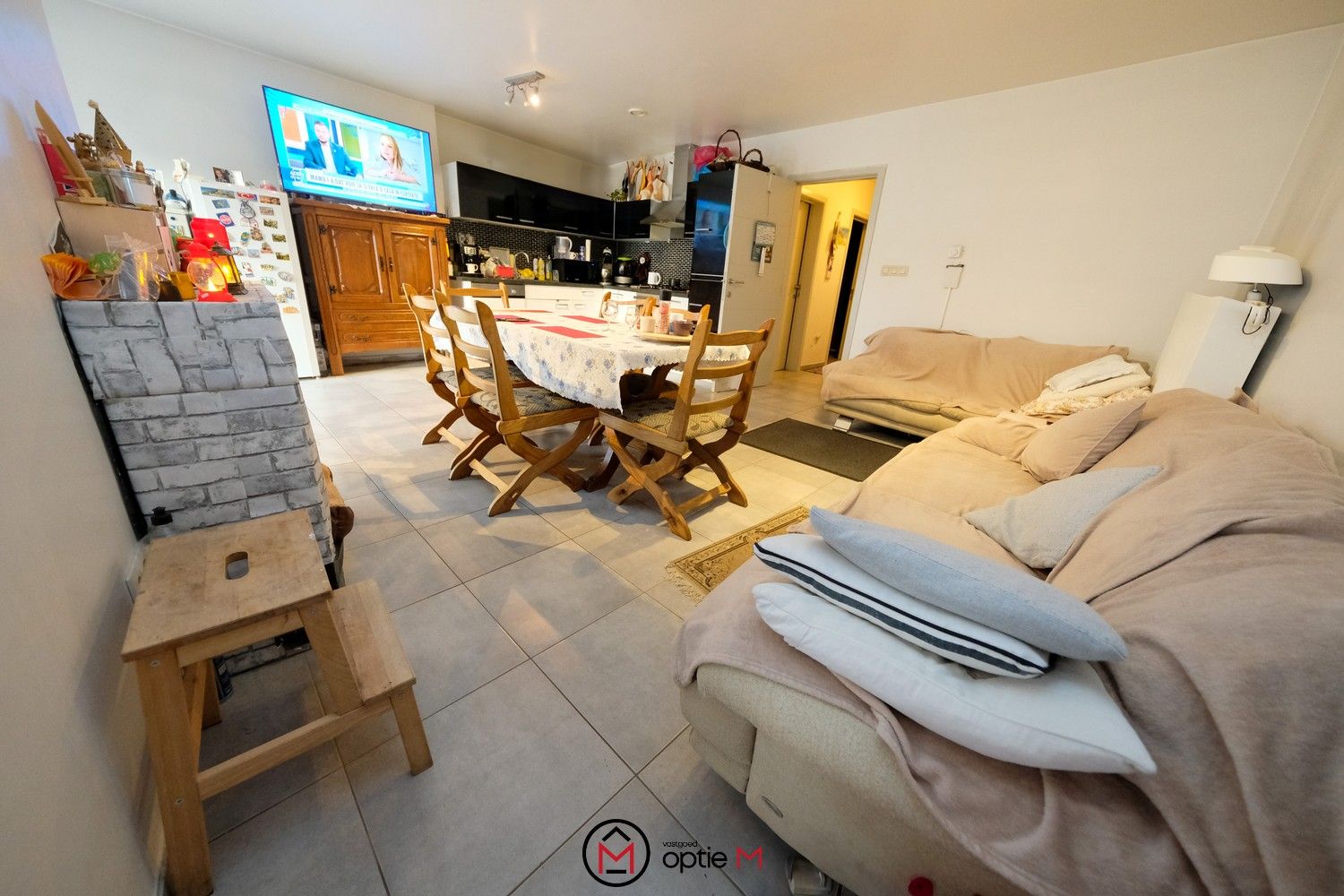 Centraal gelegen appartement met 2 slpks, terras en tuin foto 5