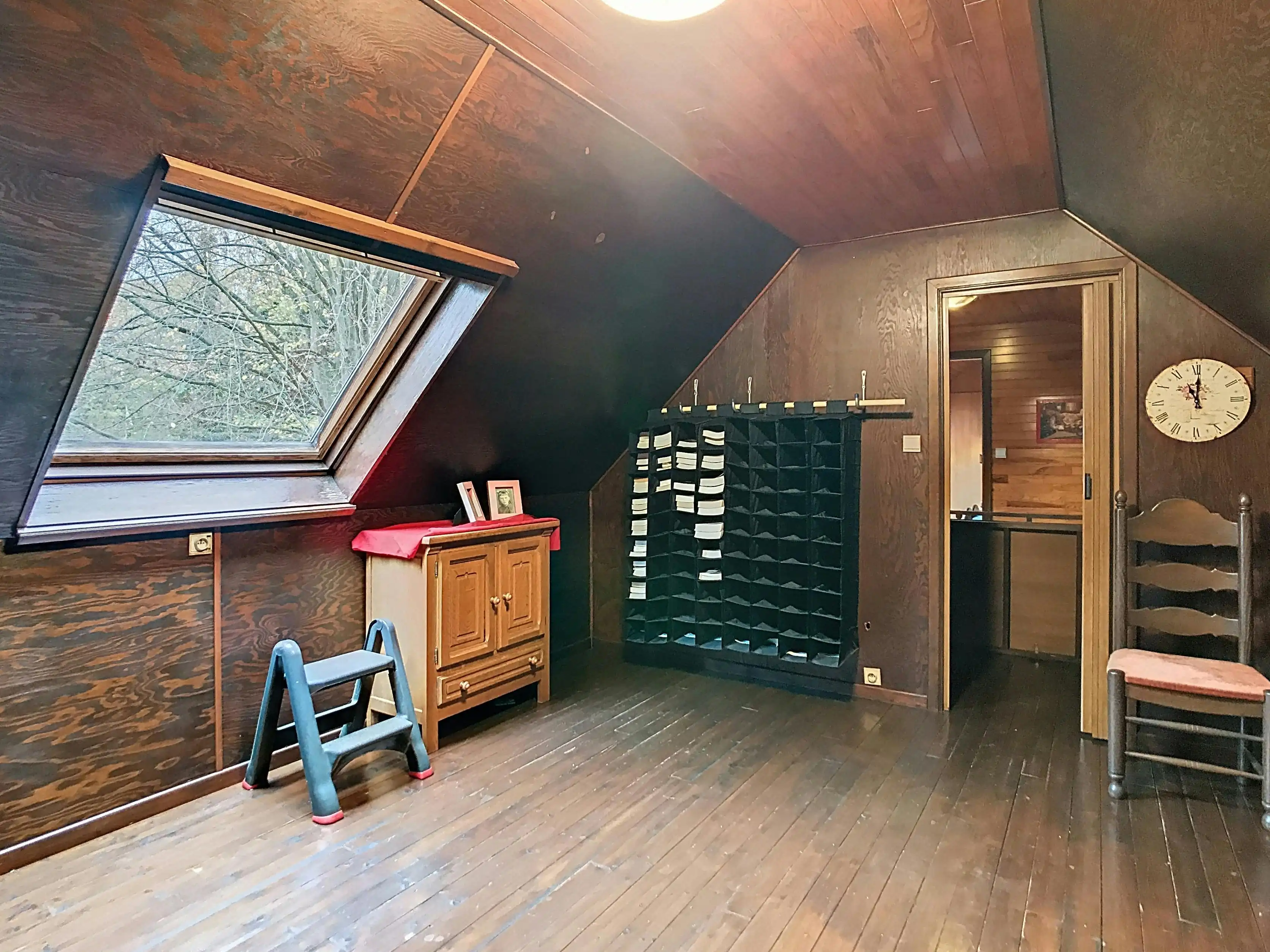 Ruime vakantiewoning op groot open perceel in bosrijk gebied foto 18