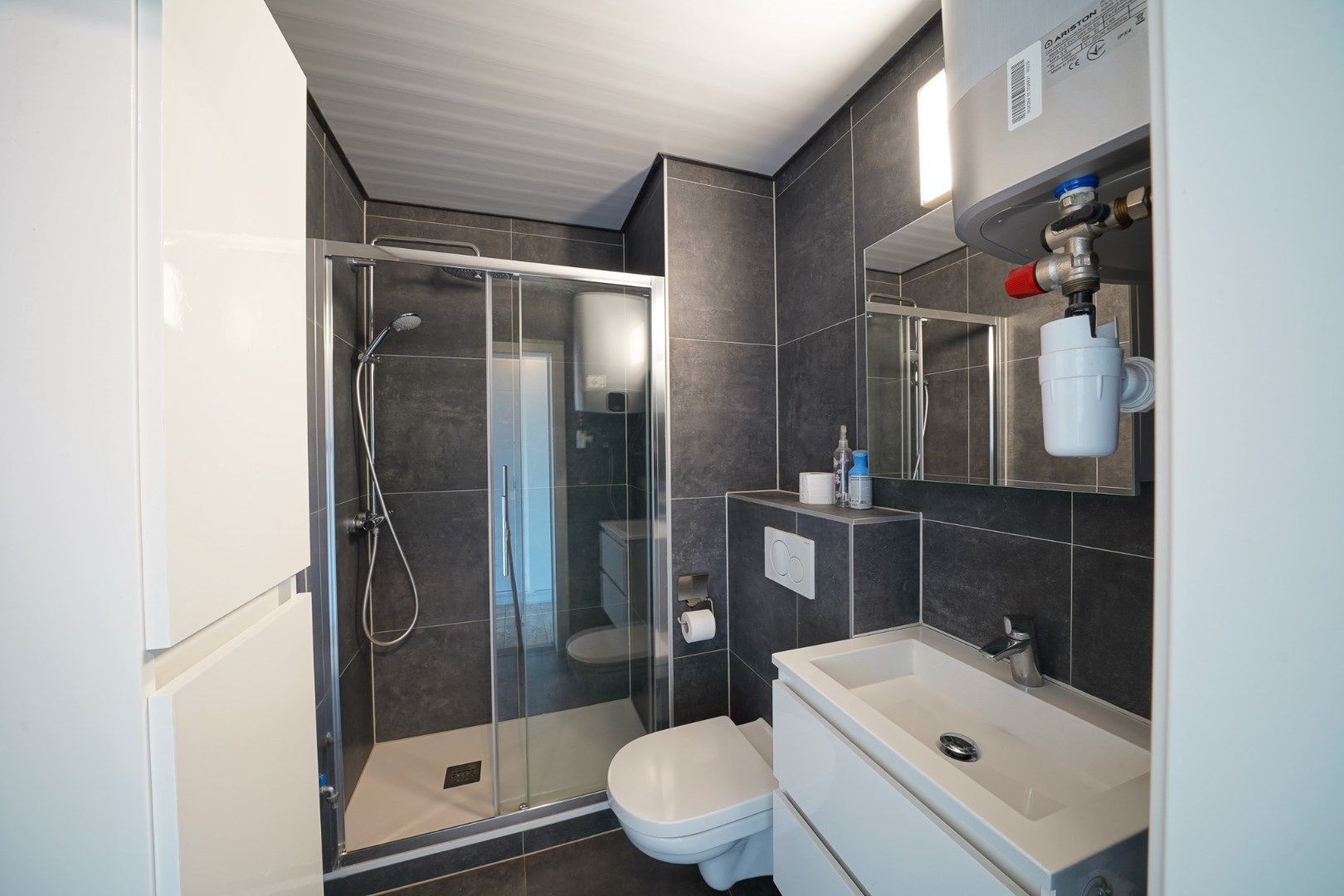 Instapklaar appartement te Bredene foto 11
