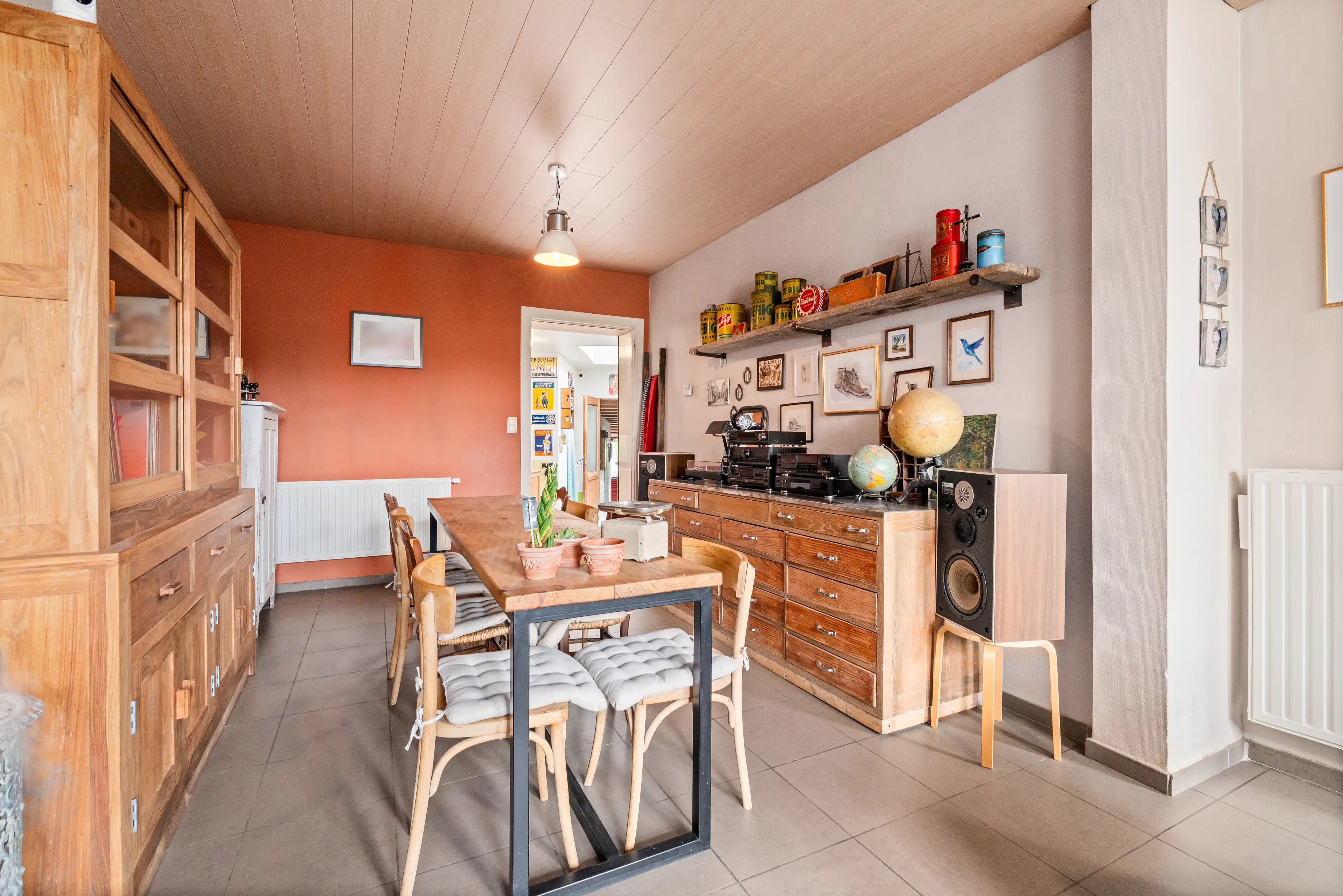 Verrassend ruime woning met zonnige tuin nabij het Muziekbos foto 3