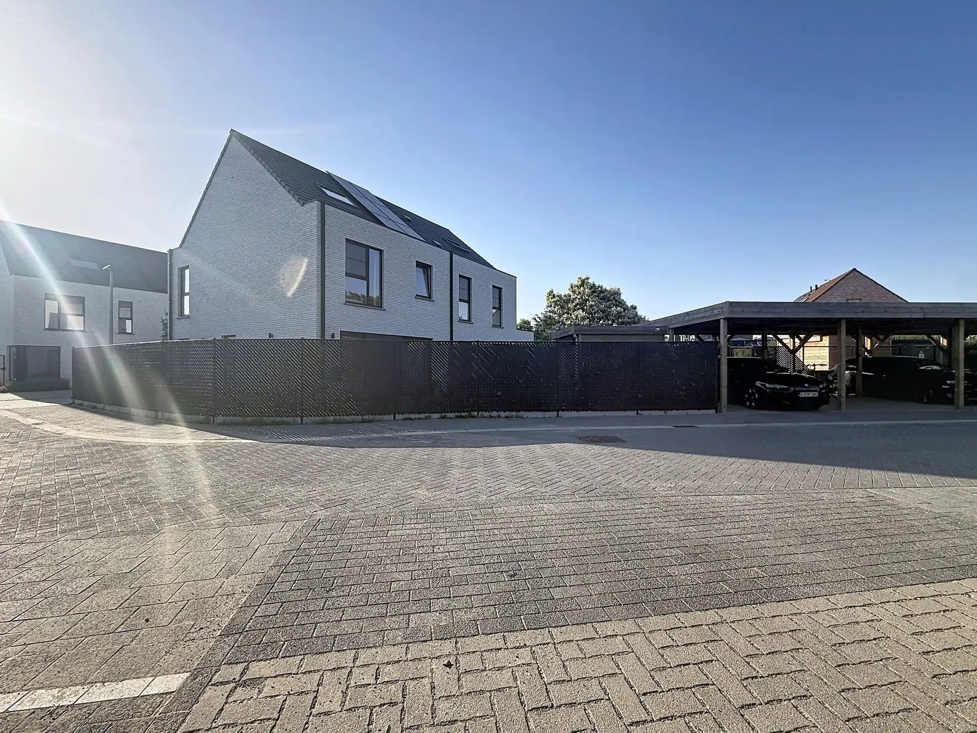 Prachtige nieuwbouwwoning op toplocatie met mogelijks 5 slaapkamers! foto 24