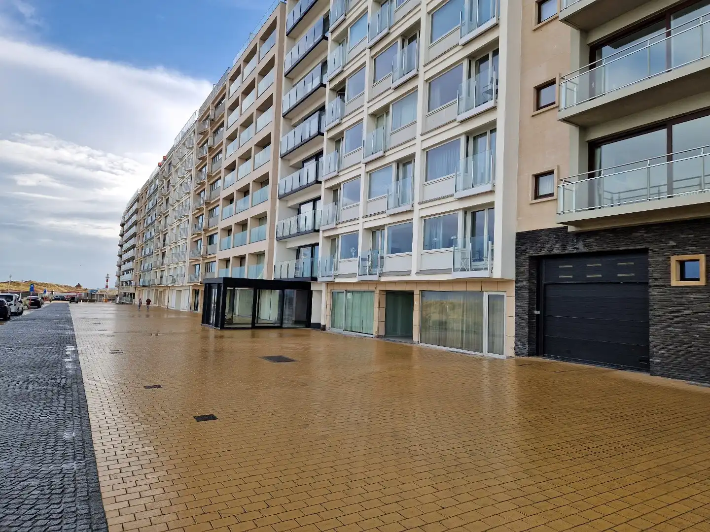 Overdekte staanplaats te koop onder zeedijk foto 3