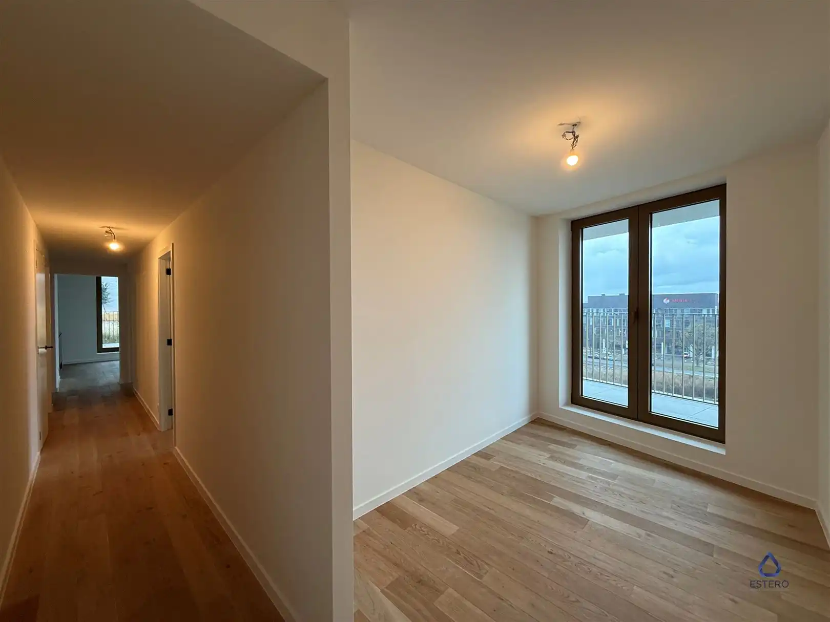 Luxe nieuwbouwappartement met dubbel terras op toplocatie foto 2