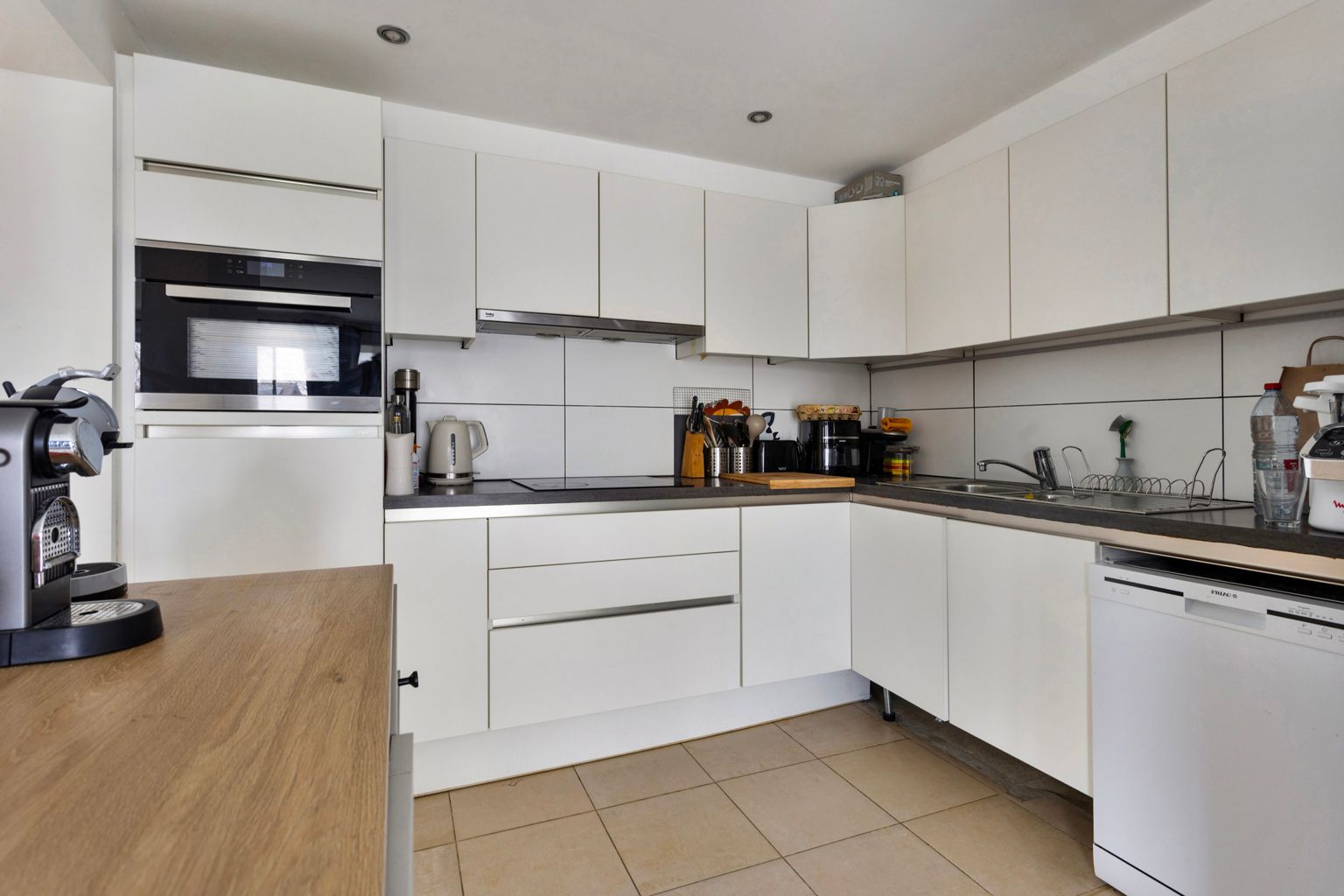 immo DAVID stelt voor: 3- gevel woning foto 4
