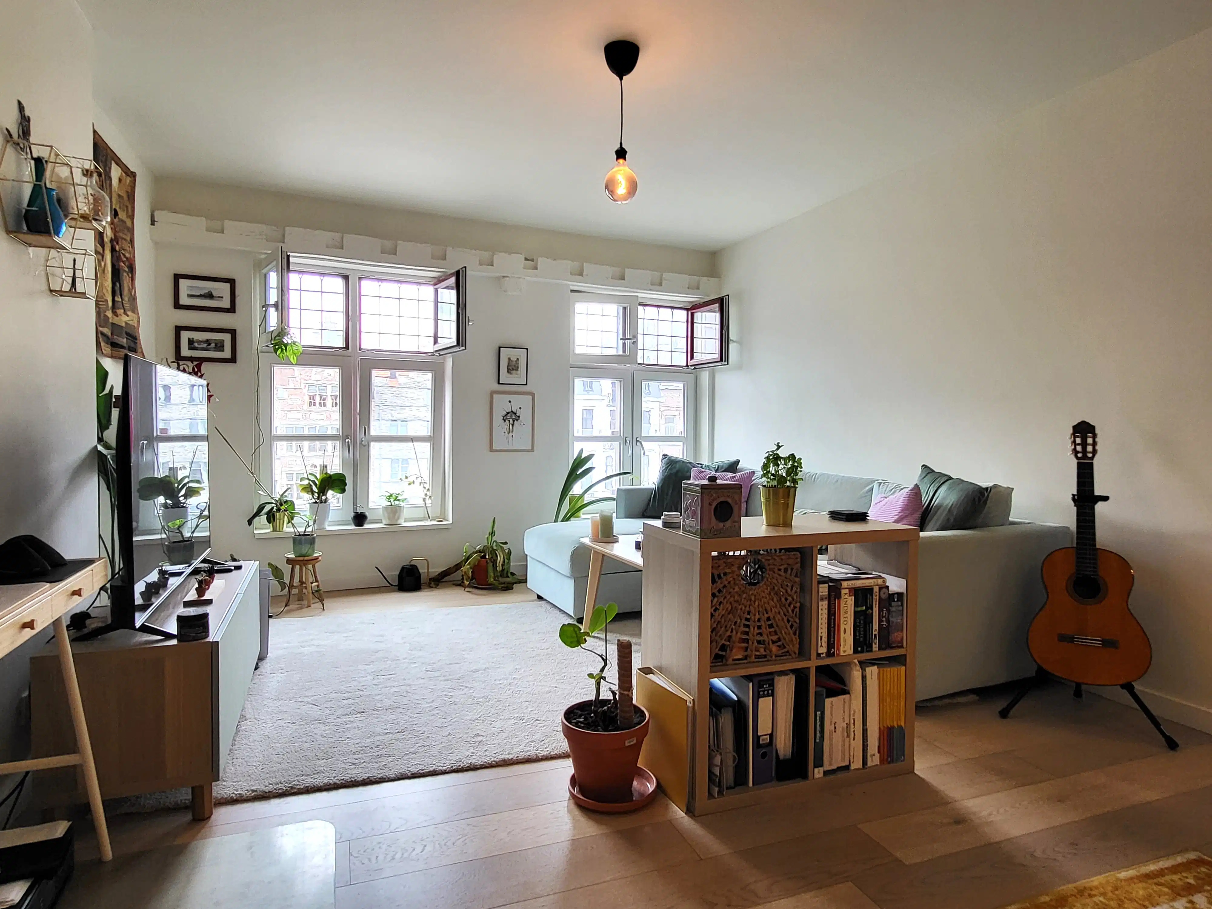 GERENOVEERD APPARTEMENT IN 2020 MET 1 SLAAPKAMER EN TERRAS, in het centrum van Gent.  foto 6