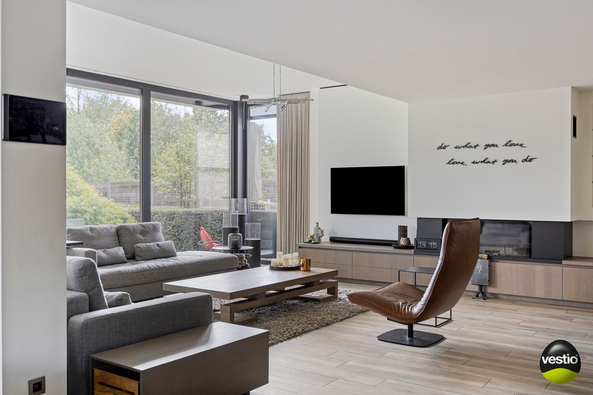 Luxueuze open bebouwing op mooi perceel van ca. 30 are. foto 8