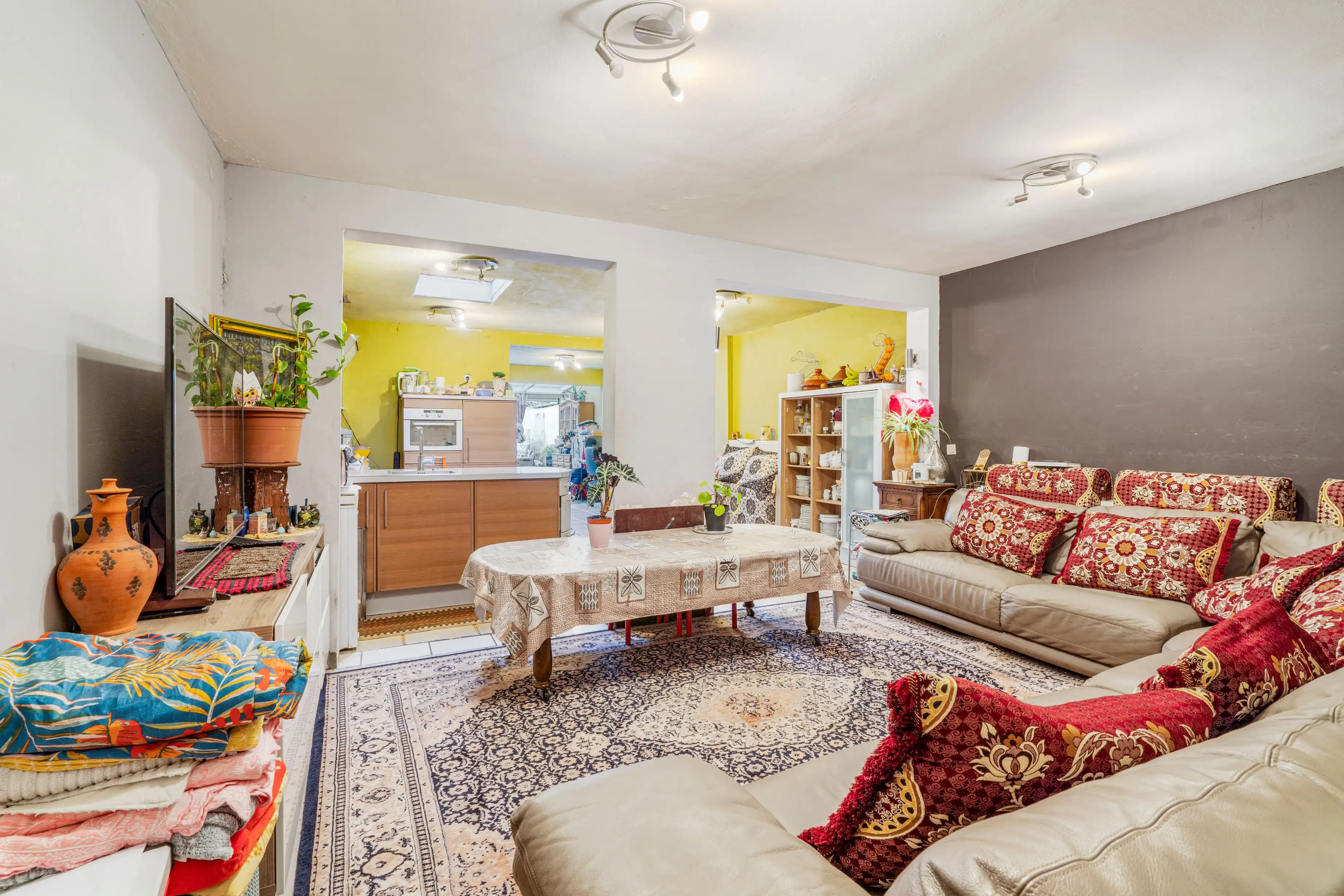 Woning voor grote gezinnen (6 slpks & 2 badkamers) foto 5