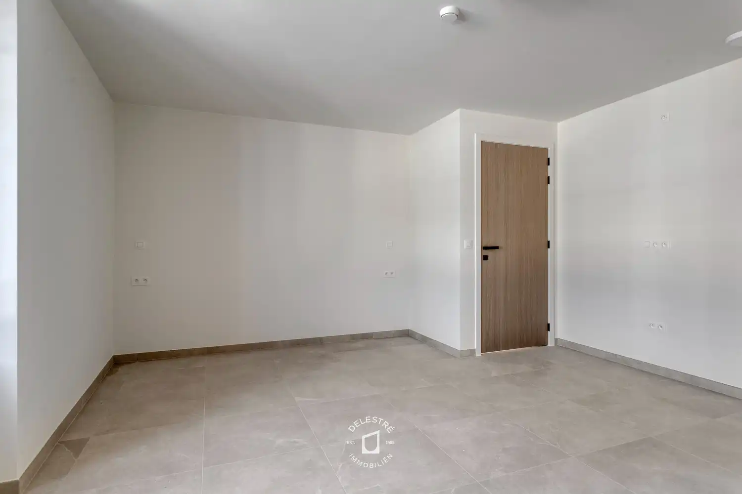 Exclusief VERNIEUWD en karaktervol luxe-appartement (132 m²) met ruim terras en lichtkoepel in het winkelhart van Aalst foto 10
