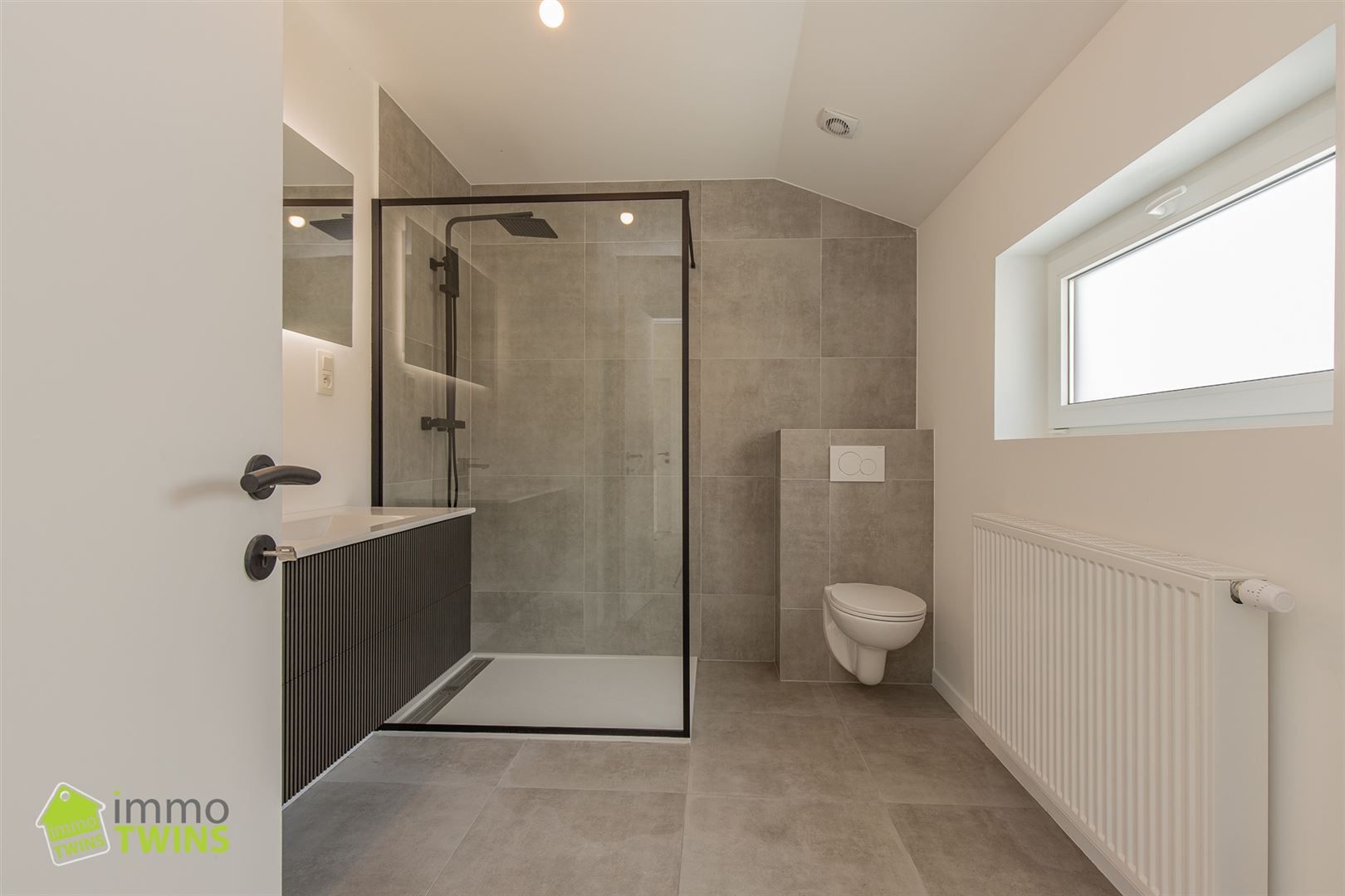 Volledig gerenoveerde woning te Hamme foto 8