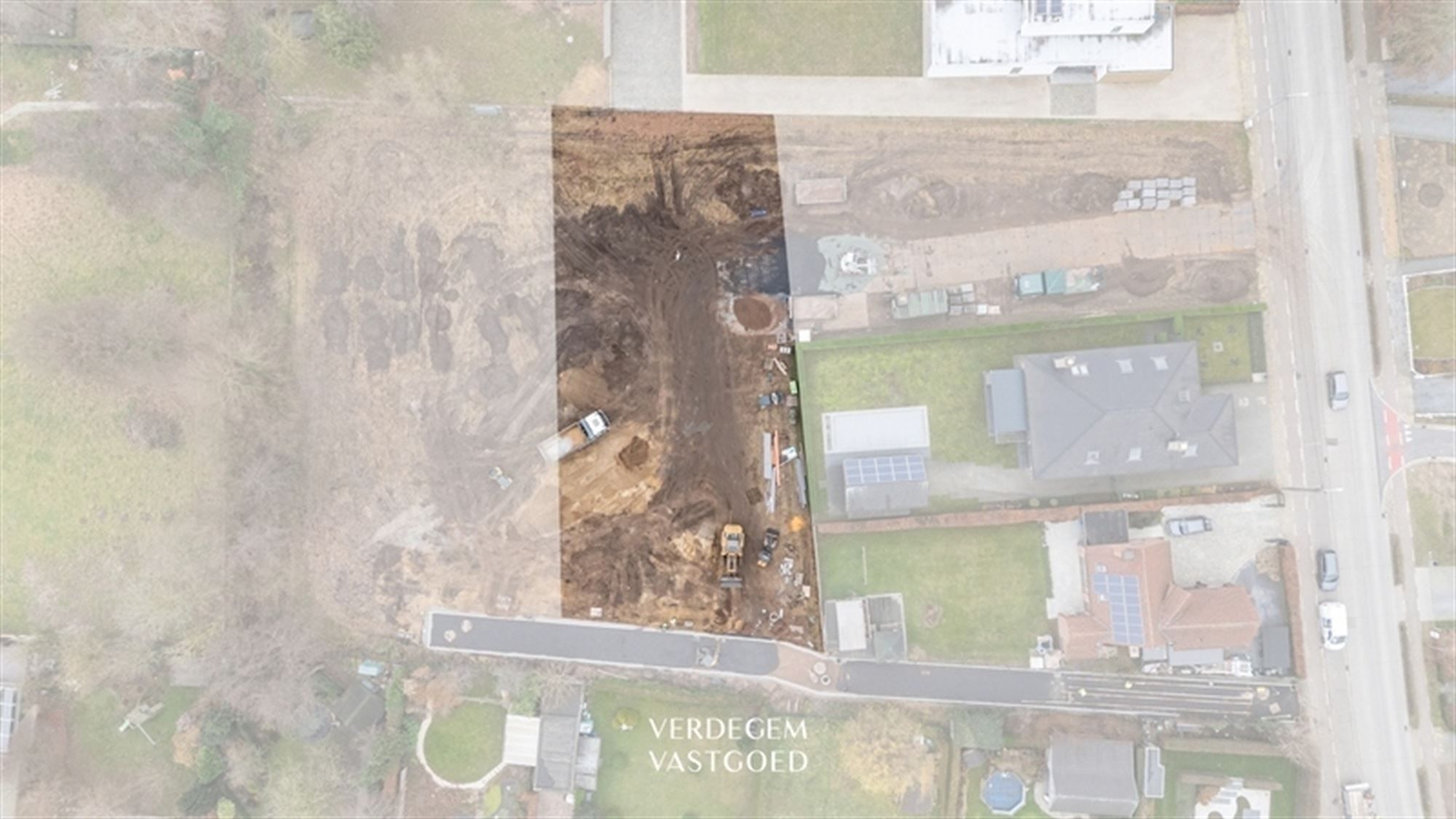 Prachtig perceel bouwgrond van 1.650m² in 2de bouwlijn foto {{pictureIndex}}