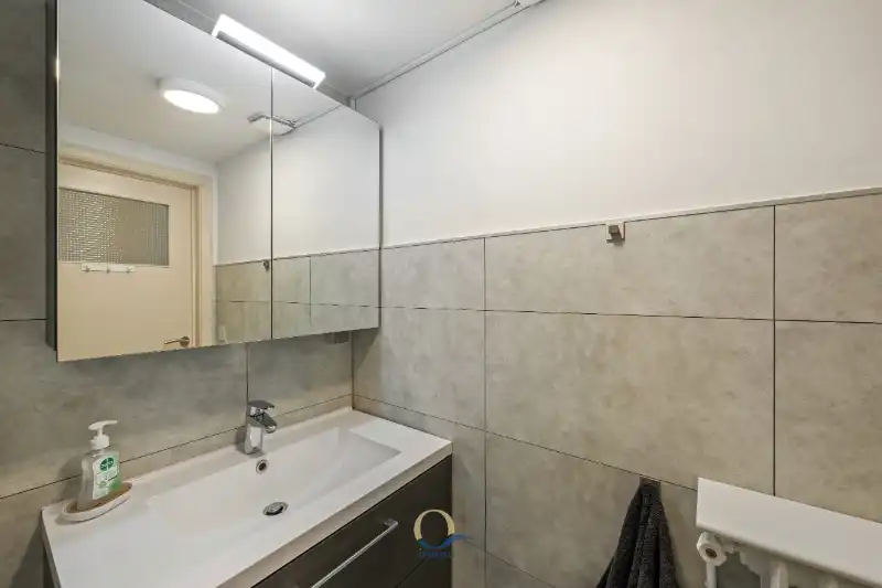 Gerieflijke studio van 52m2 op centrale ligging aan het Marie-José plein foto 15