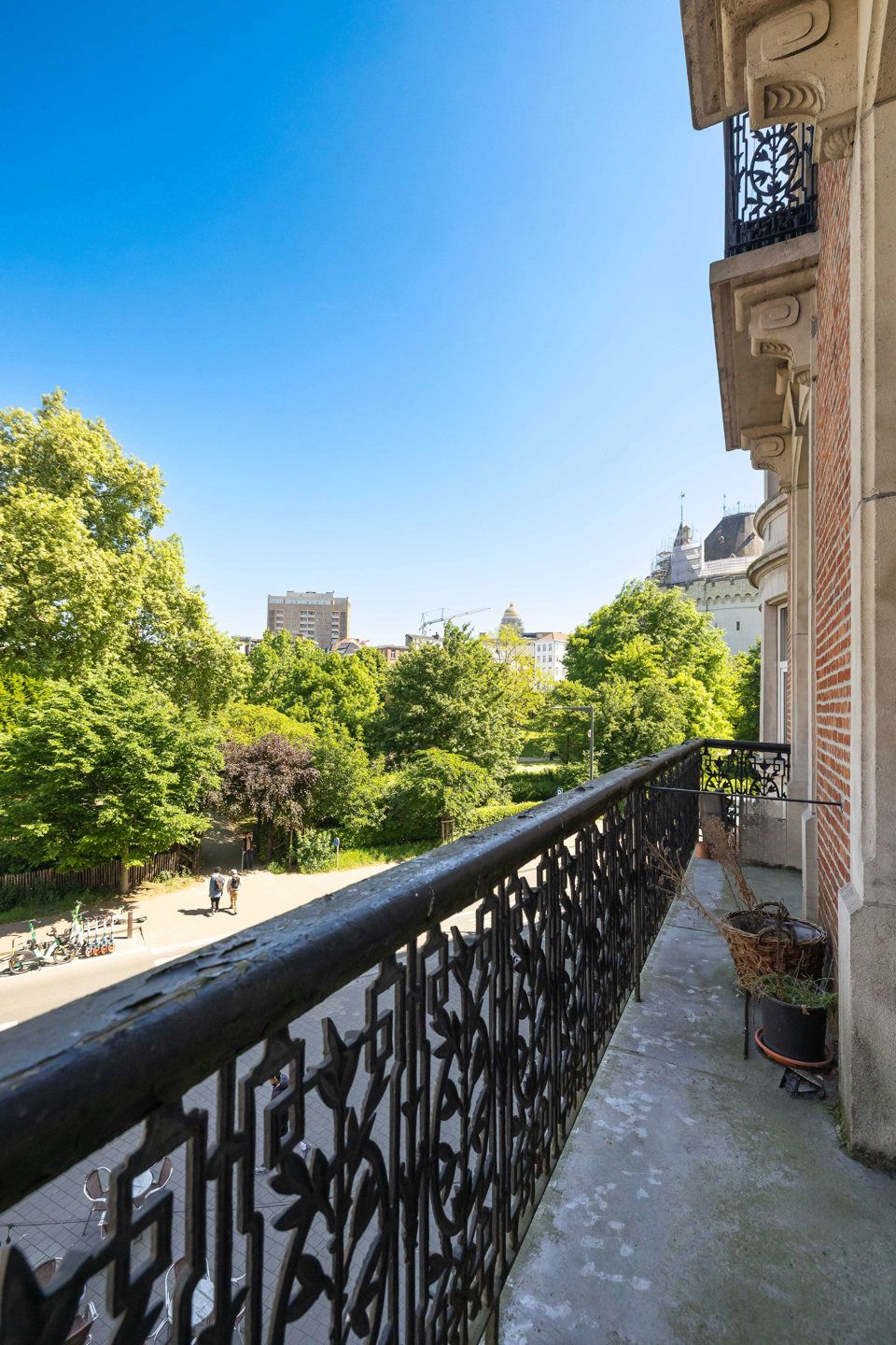 Appartement met 2 slaapkamers aan het Parvis foto 3