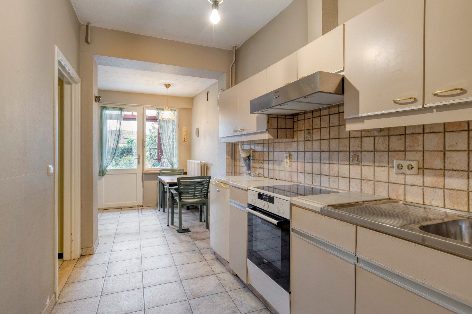 Goed gelegen woning foto 5