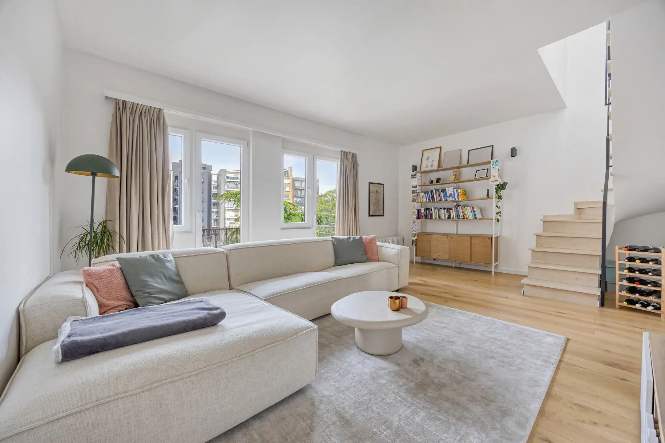 Hoofdfoto van de publicatie: Ruim appartement in gegeerde Harmoniewijk