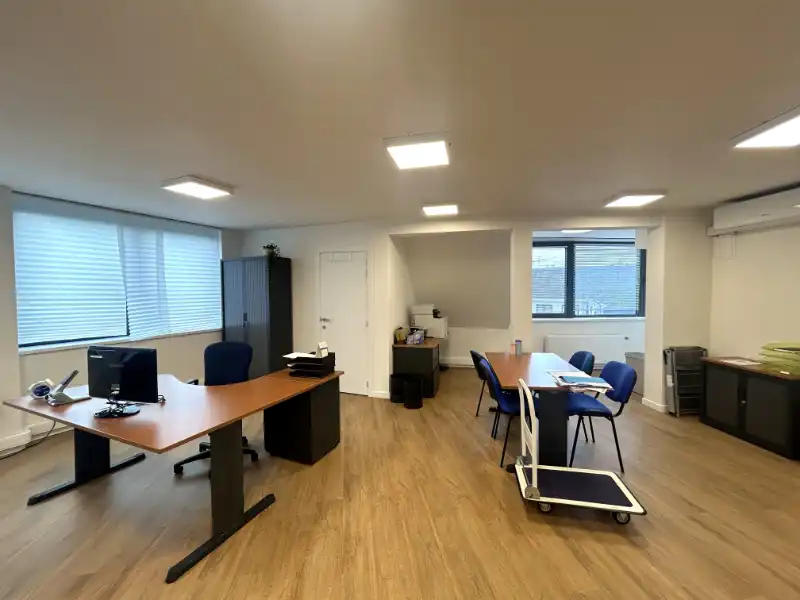 Modern kantoor te huur op zichtlocatie aan de rand van Gent foto 7