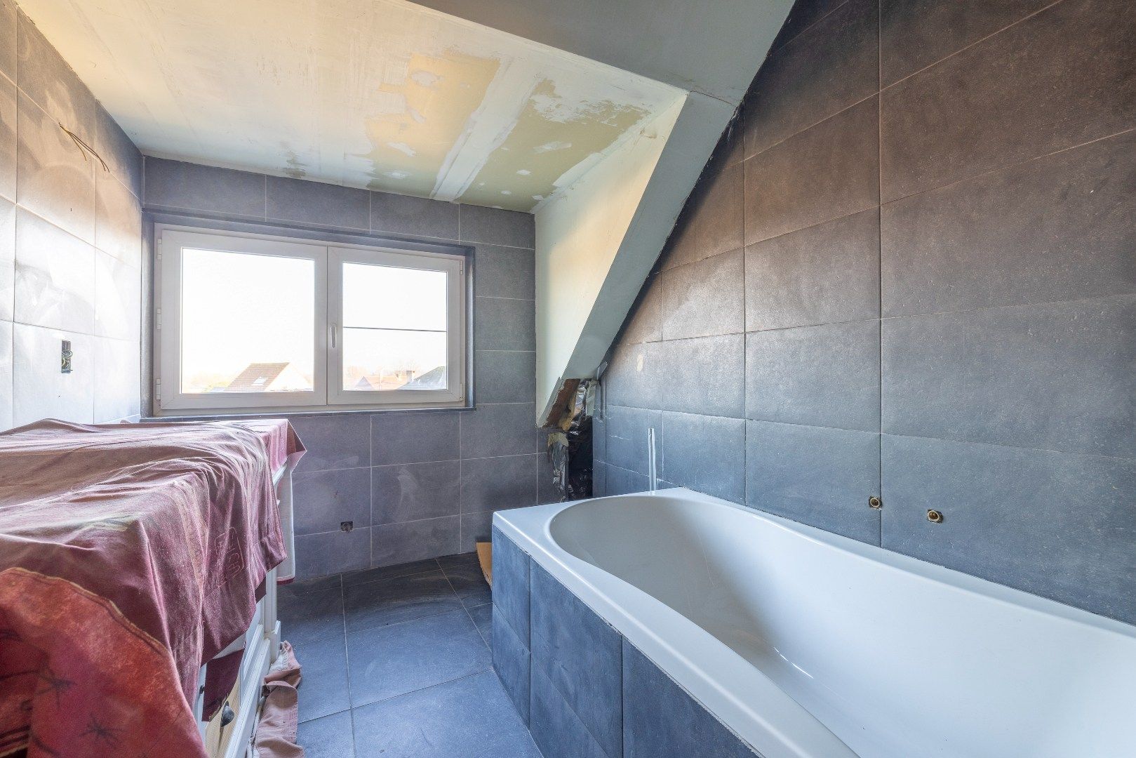 Gezellige bel-etage woning met 4 slk, grote garage en tuin foto 11