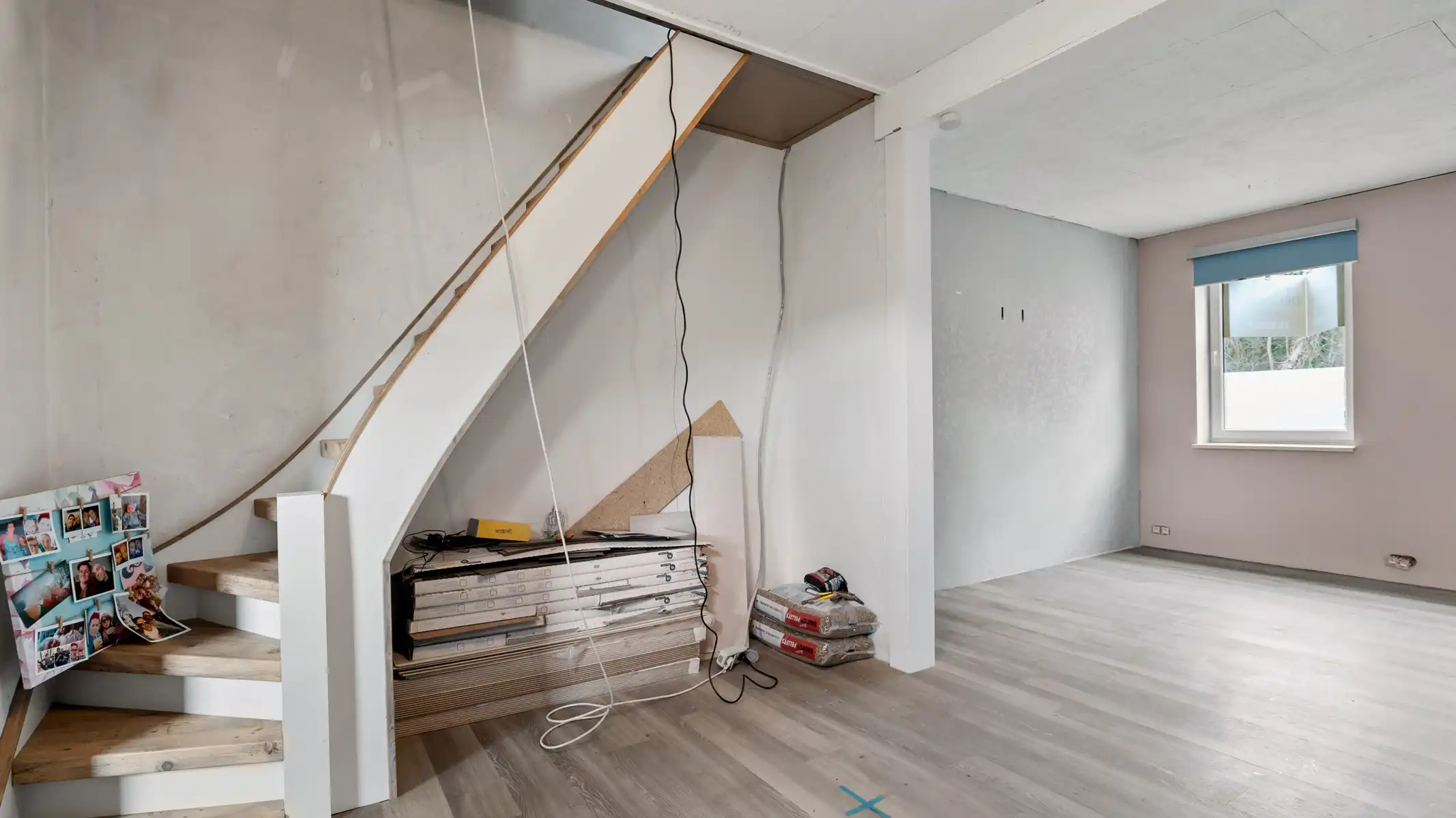 Deels te renoveren starterswoning met diepe tuin in groene, rustige omgeving foto 13