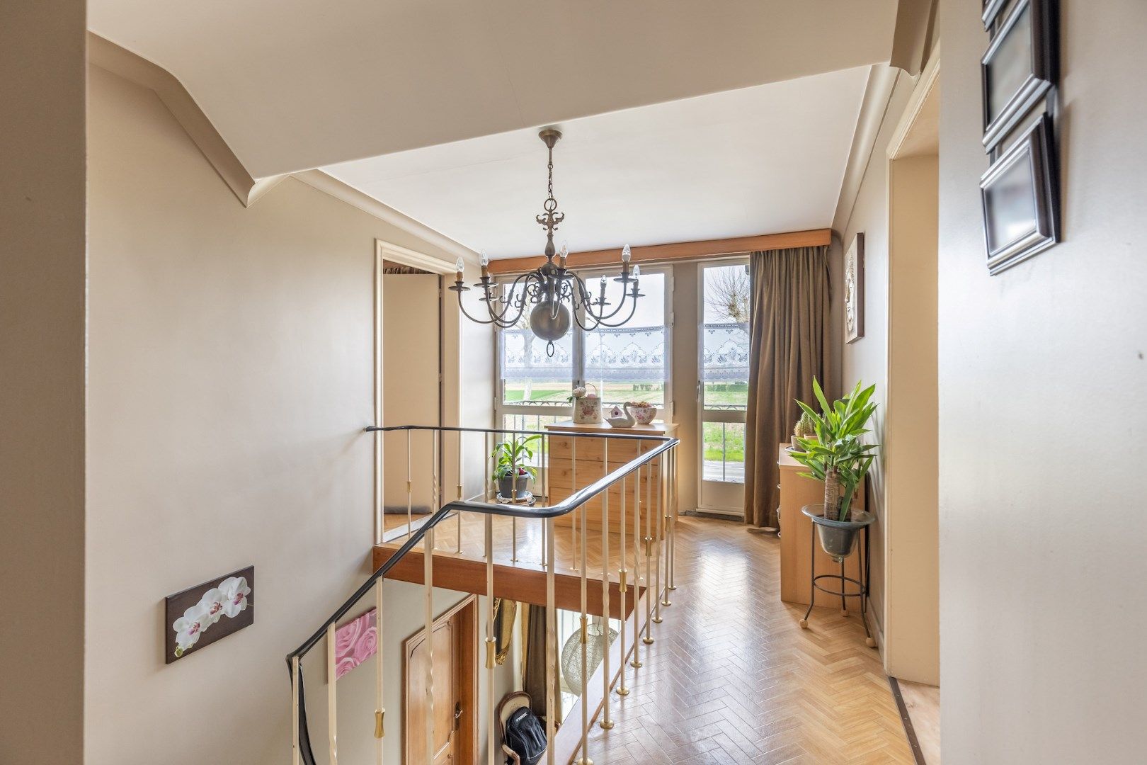 GROOT BEDRIJFSPAND MET RUIME WONING OP PERCEEL VAN 48A foto 11