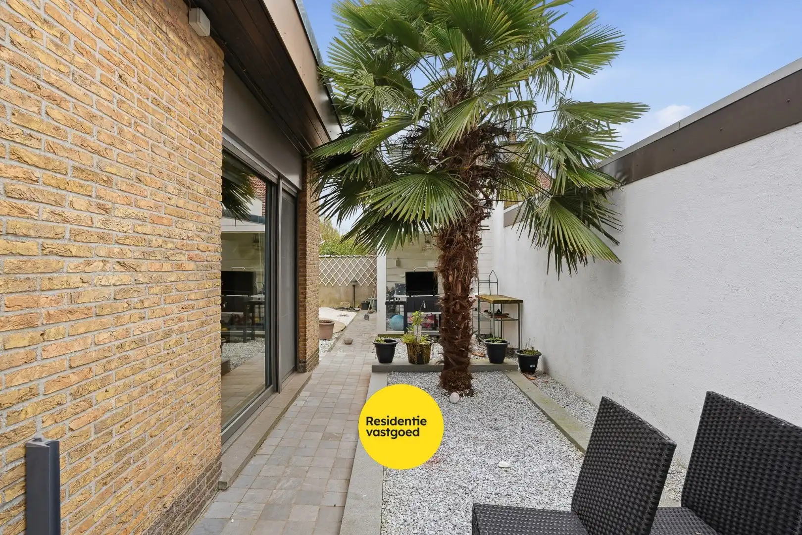 Volledig instapklare bungalow met praktijkruimte foto 22