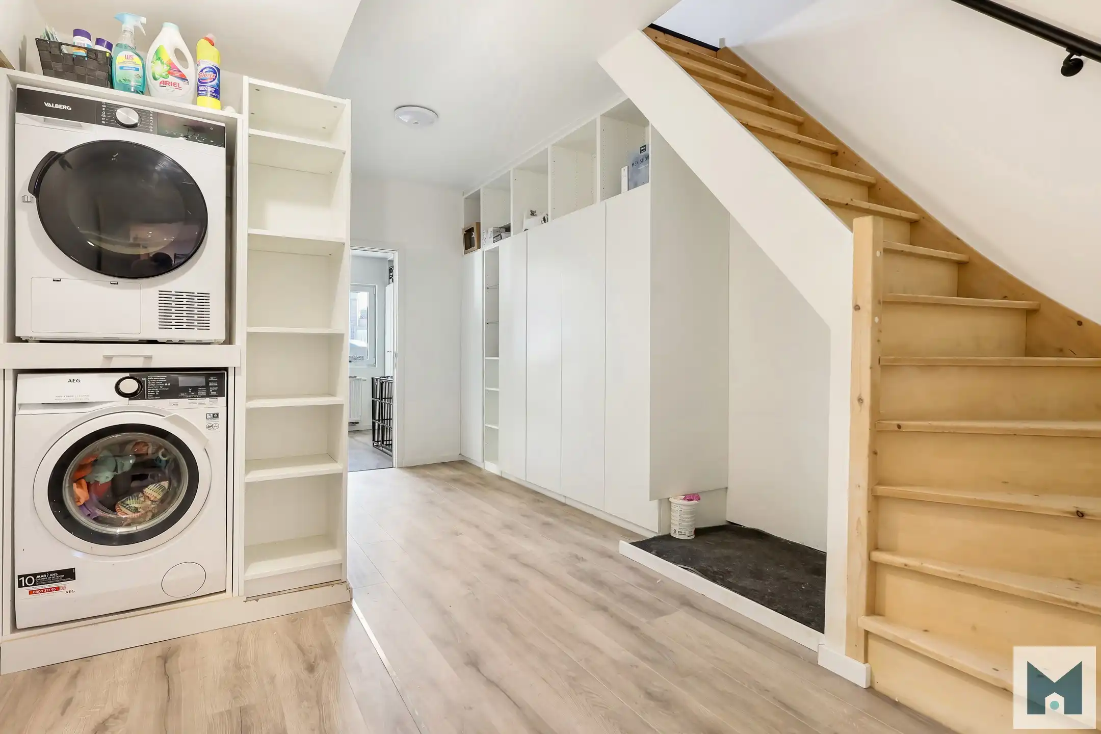 Vernieuwde, energetische woning met 5 slpks te Baasrode! foto 10