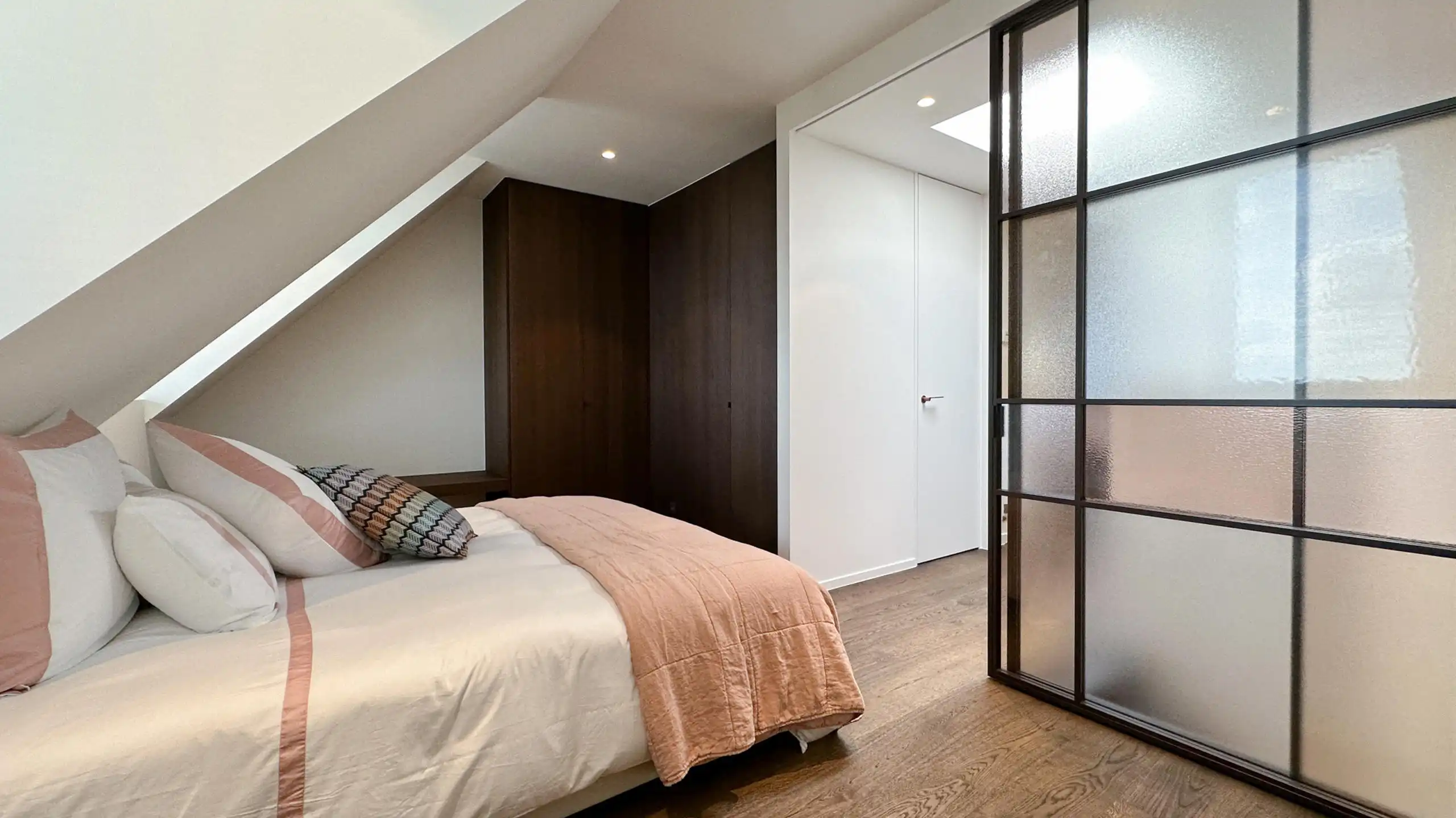 Zonovergoten nieuwbouw PENTHOUSE met 2 terrassen / Zoute foto 31