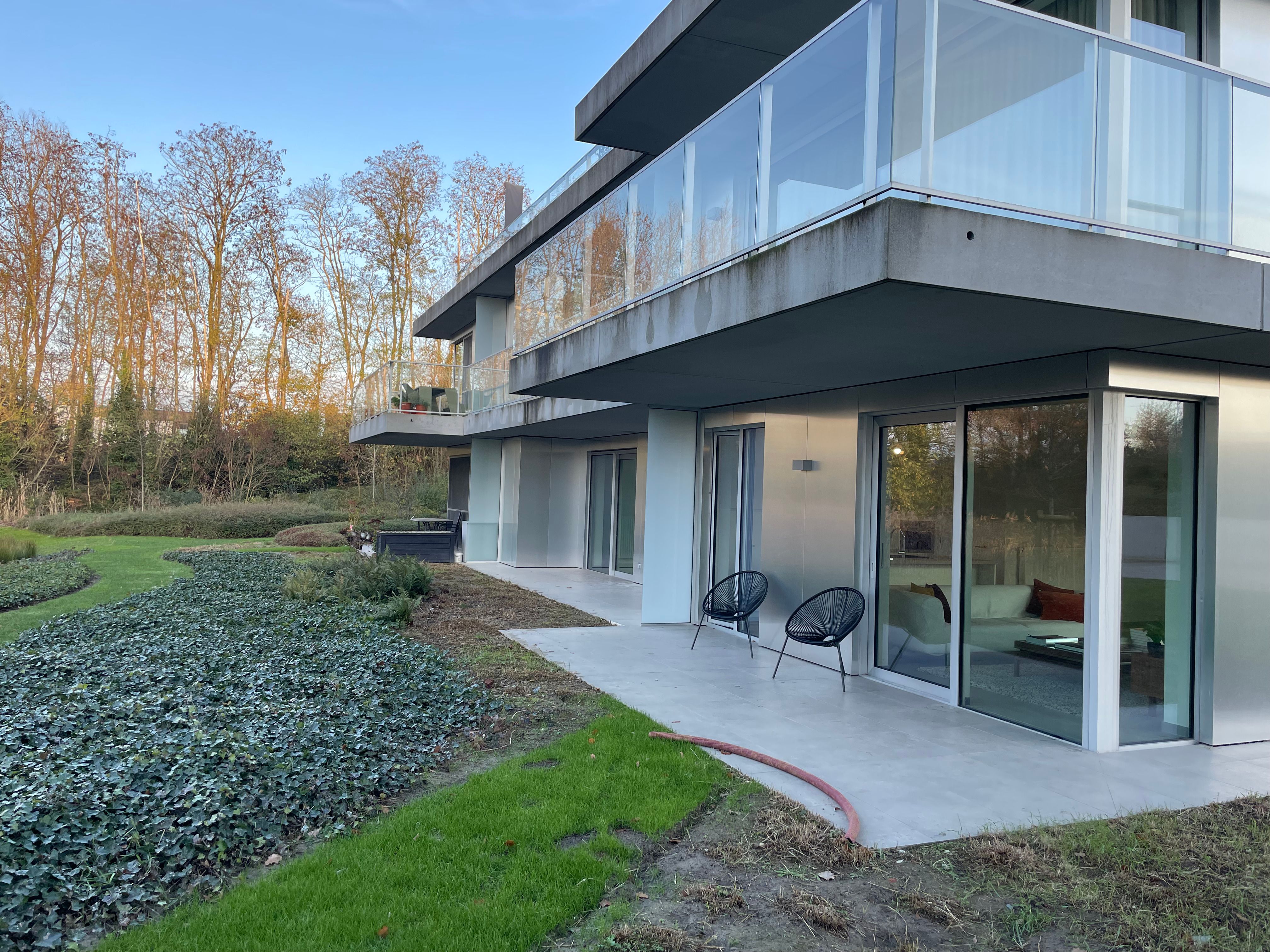 Twee-slaapkamer GELIJKVLOERS nieuwbouw hoekappartement + terras foto 31