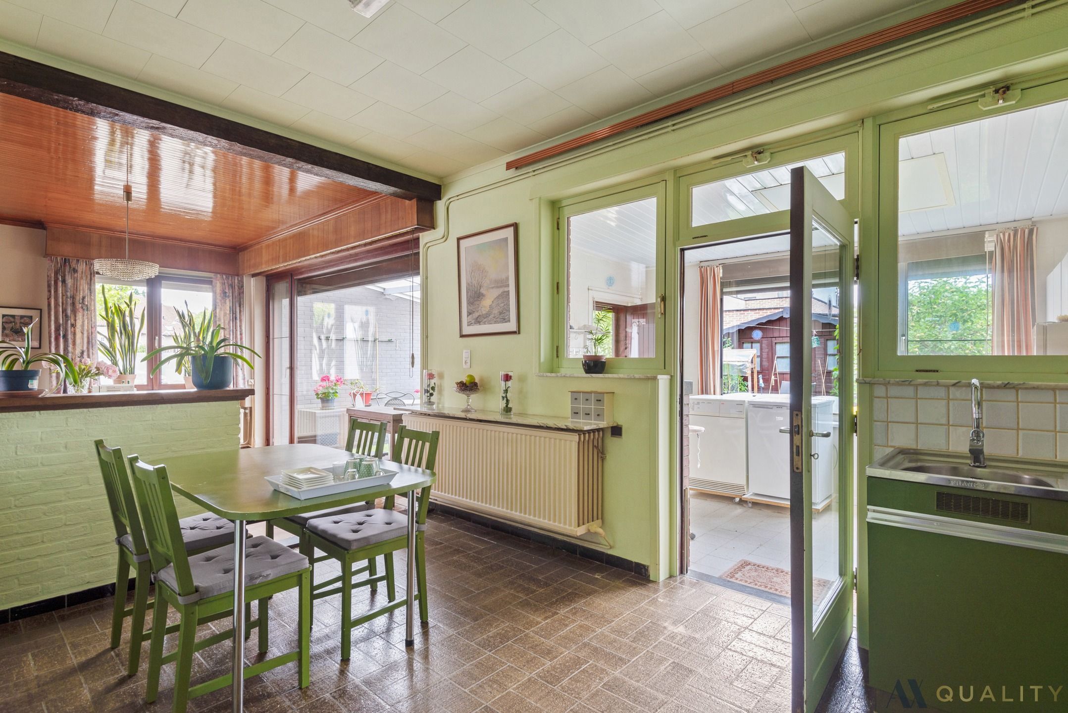 Goed onderhouden halfopen bebouwing in Mariekerke foto 9