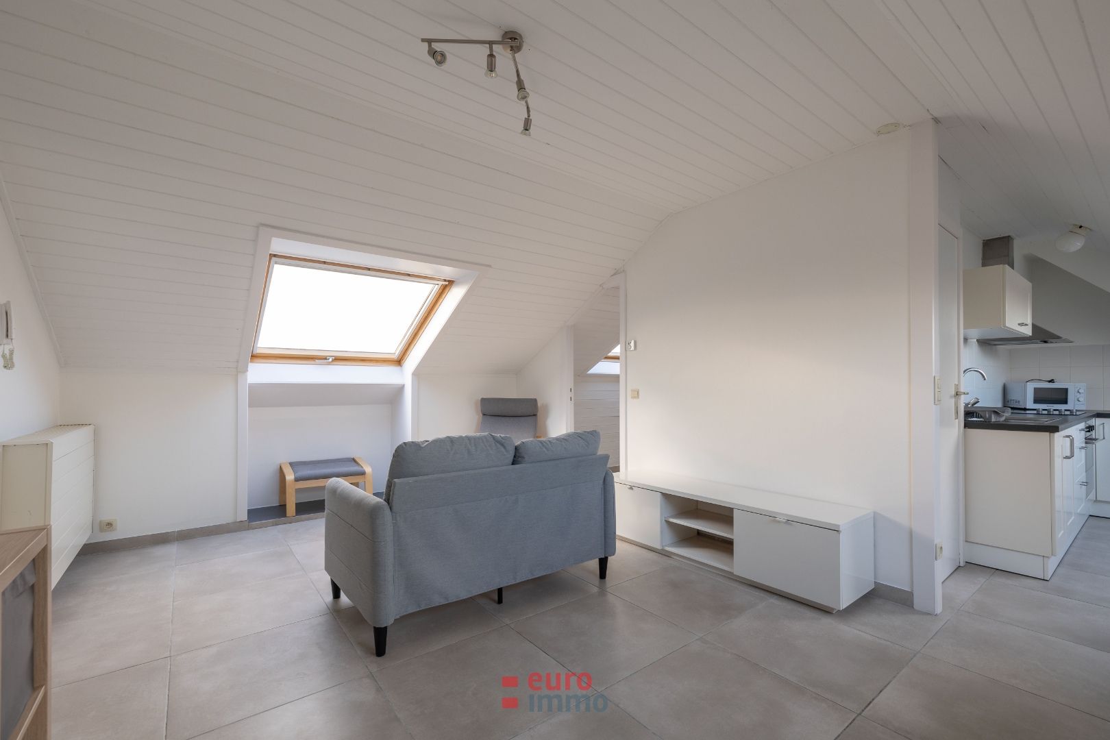 2 Gerenoveerde appartementen op centrale locatie in Nieuwpoort! foto 16