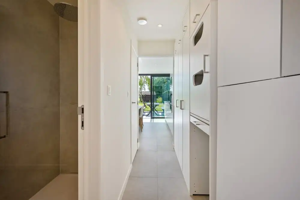Prachtig vernieuwde bungalow te Schriek foto 10