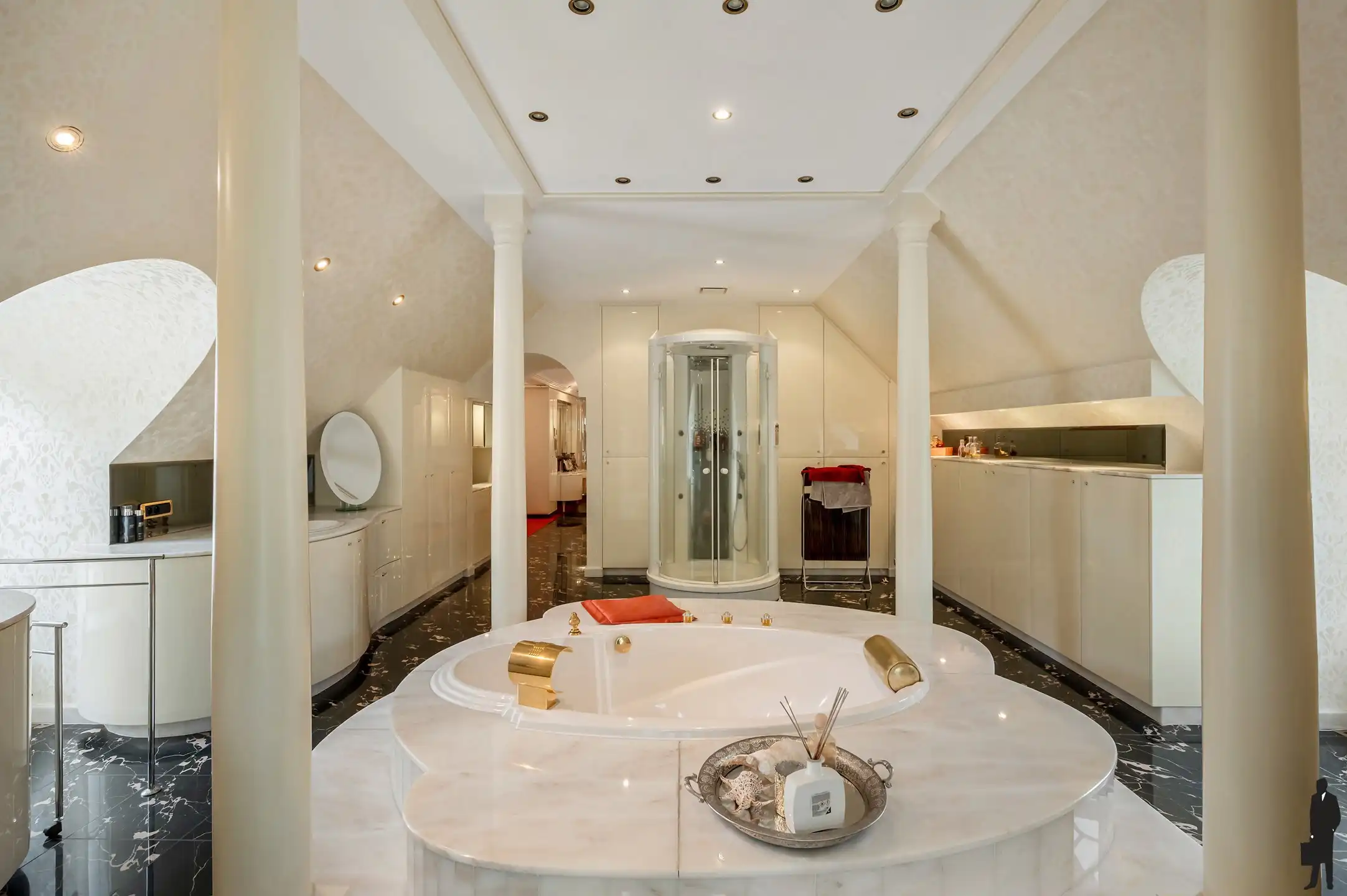Exclusieve stijlvilla met binnenzwembad, wellness en hoogwaardige afwerking op toplocatie te Essen foto 35