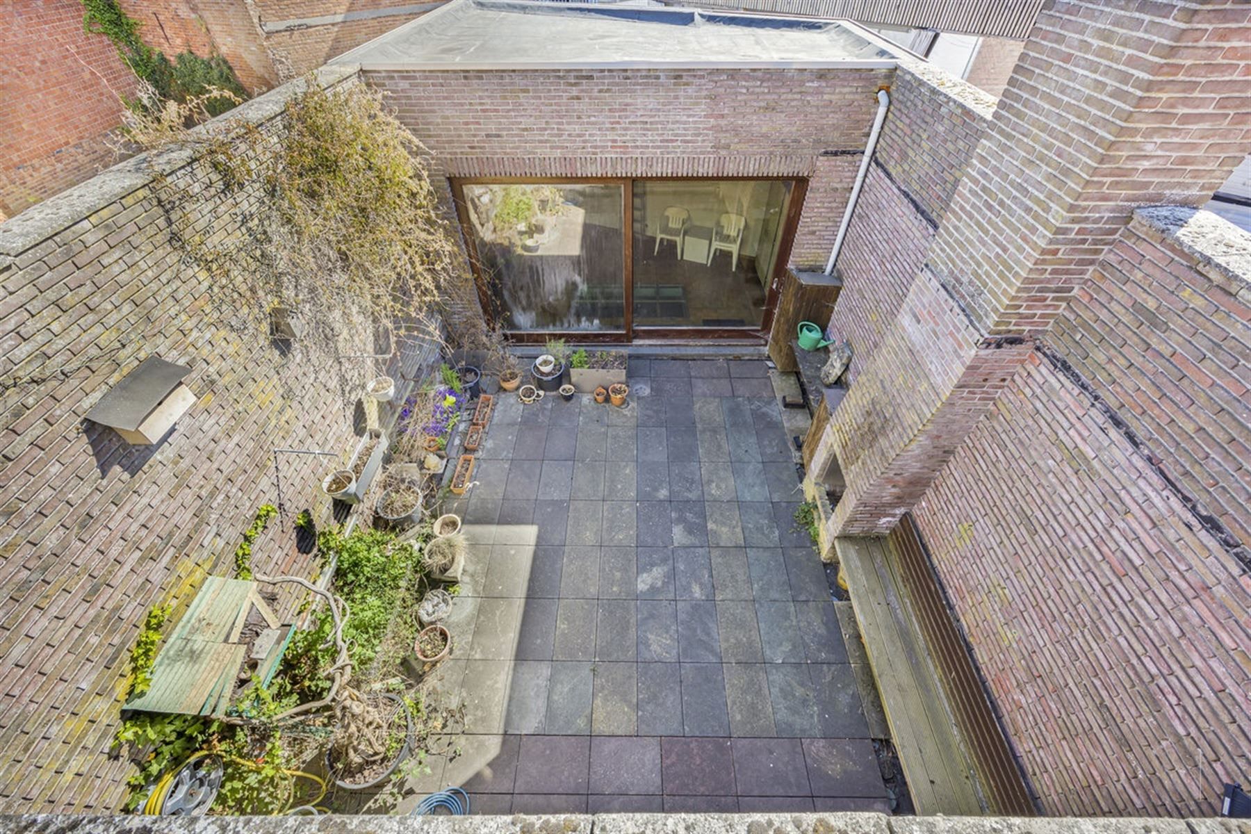 Karaktervolle herenwoning met 3 slaapkamers én enorme garage foto 25
