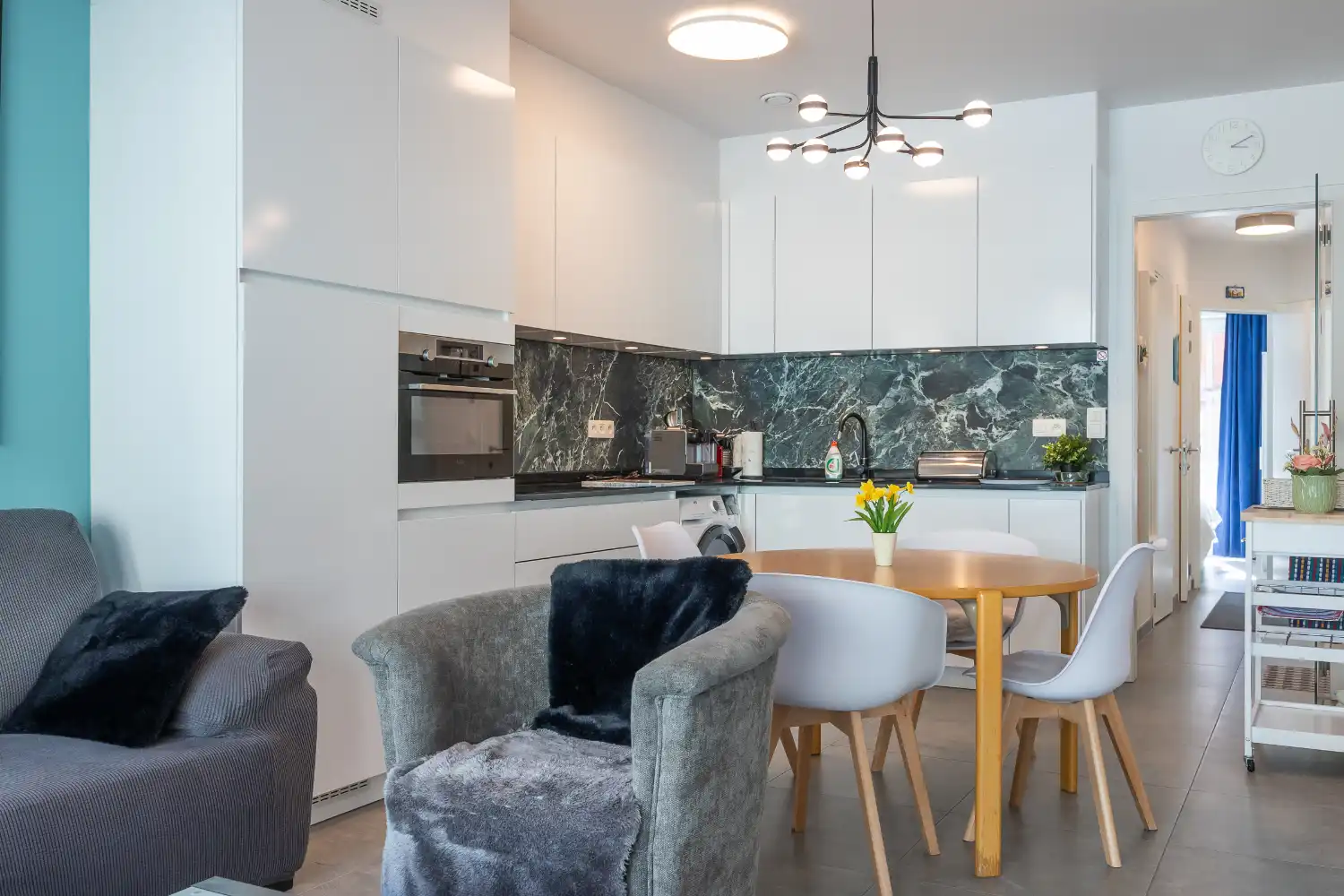 Prachtig 2- slpk. appartement in het centrum van Middelkerke in gloednieuw gebouw. foto 2