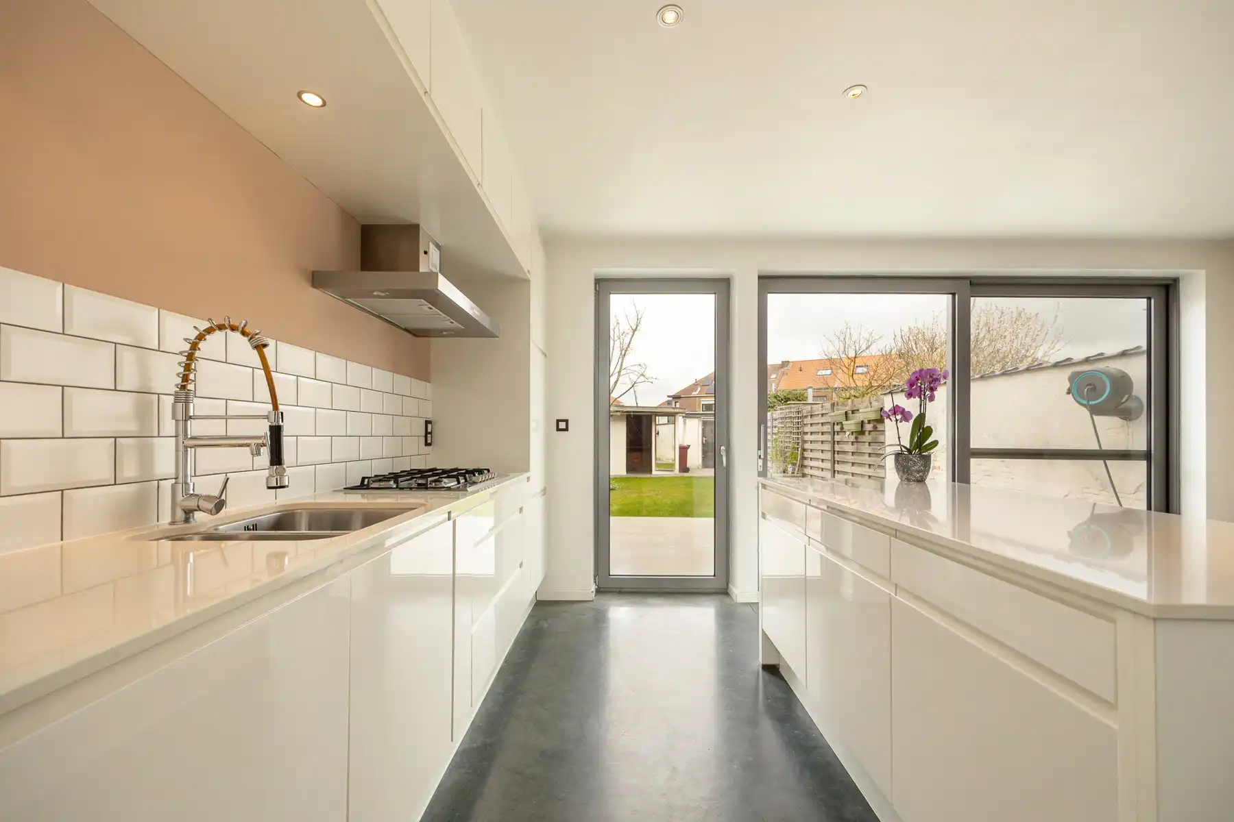 Instapklare woning met drie slaapkamers en moderne afwerking foto 9