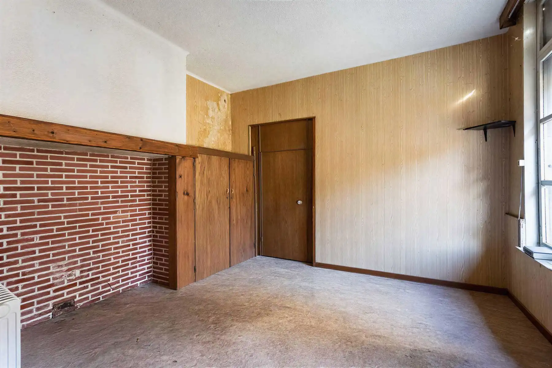 Te renoveren herenwoning in hartje Aalst!  foto 6