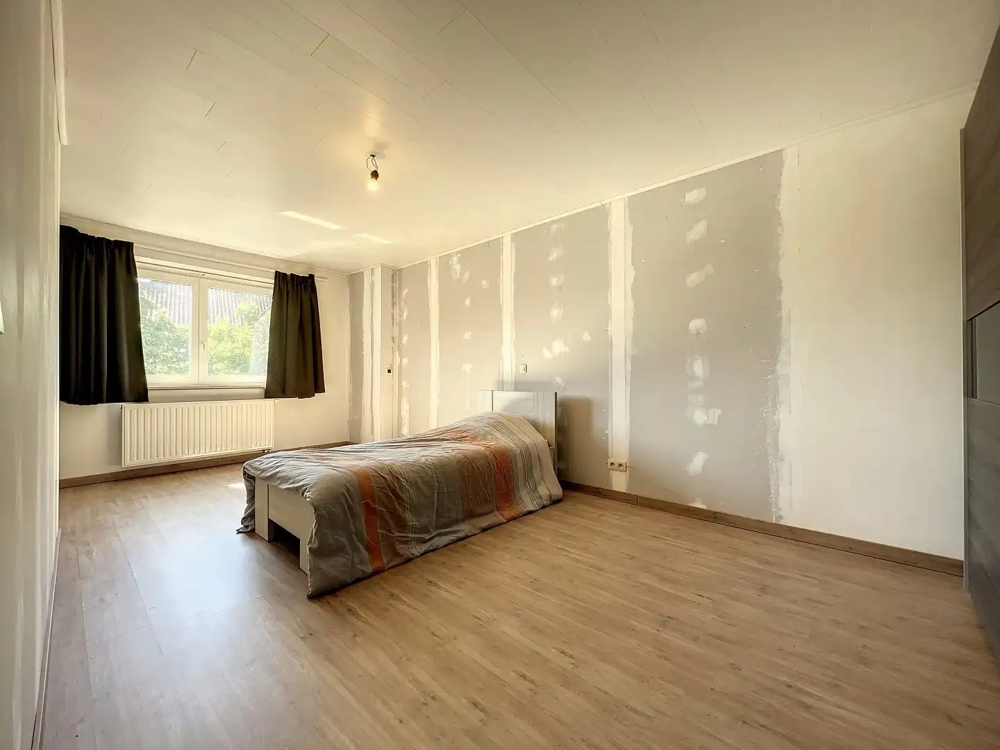 Volledig vernieuwde woning nabij centrum Staden foto 6