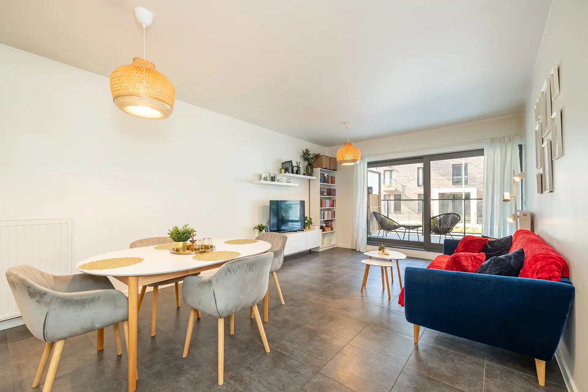 Instapklaar 1-slaapkamerappartement vlak aan de Schelde. foto 2