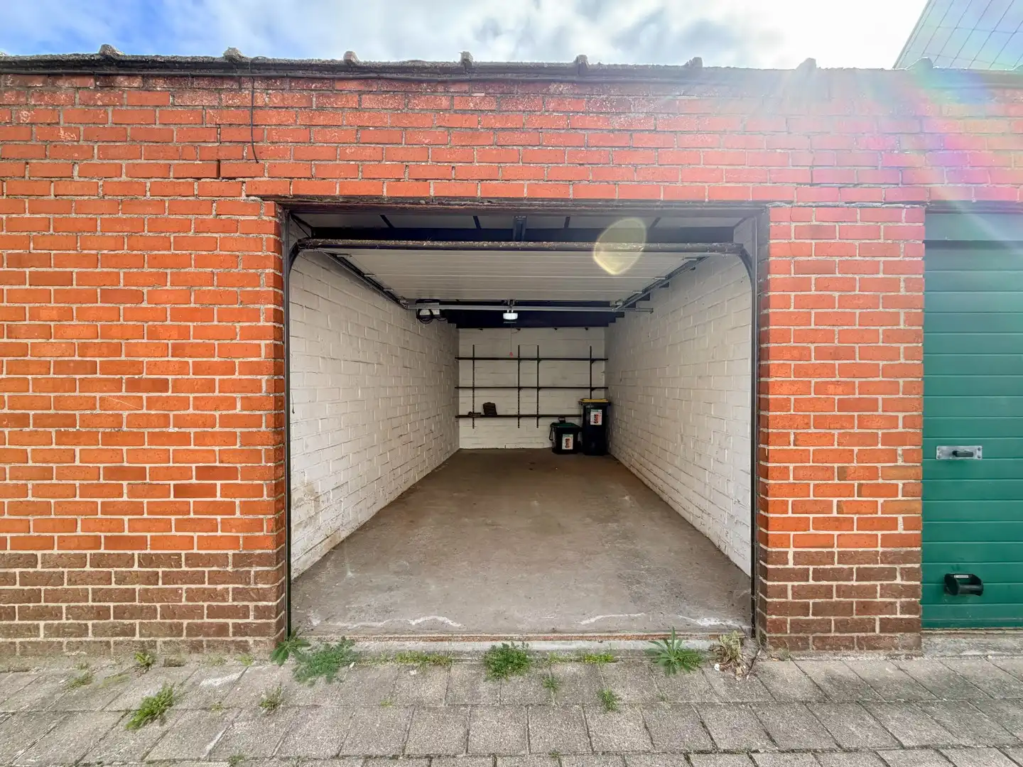 Volledig gerenoveerde woning met 3 slaapkamers en garage te Izegem! foto 16